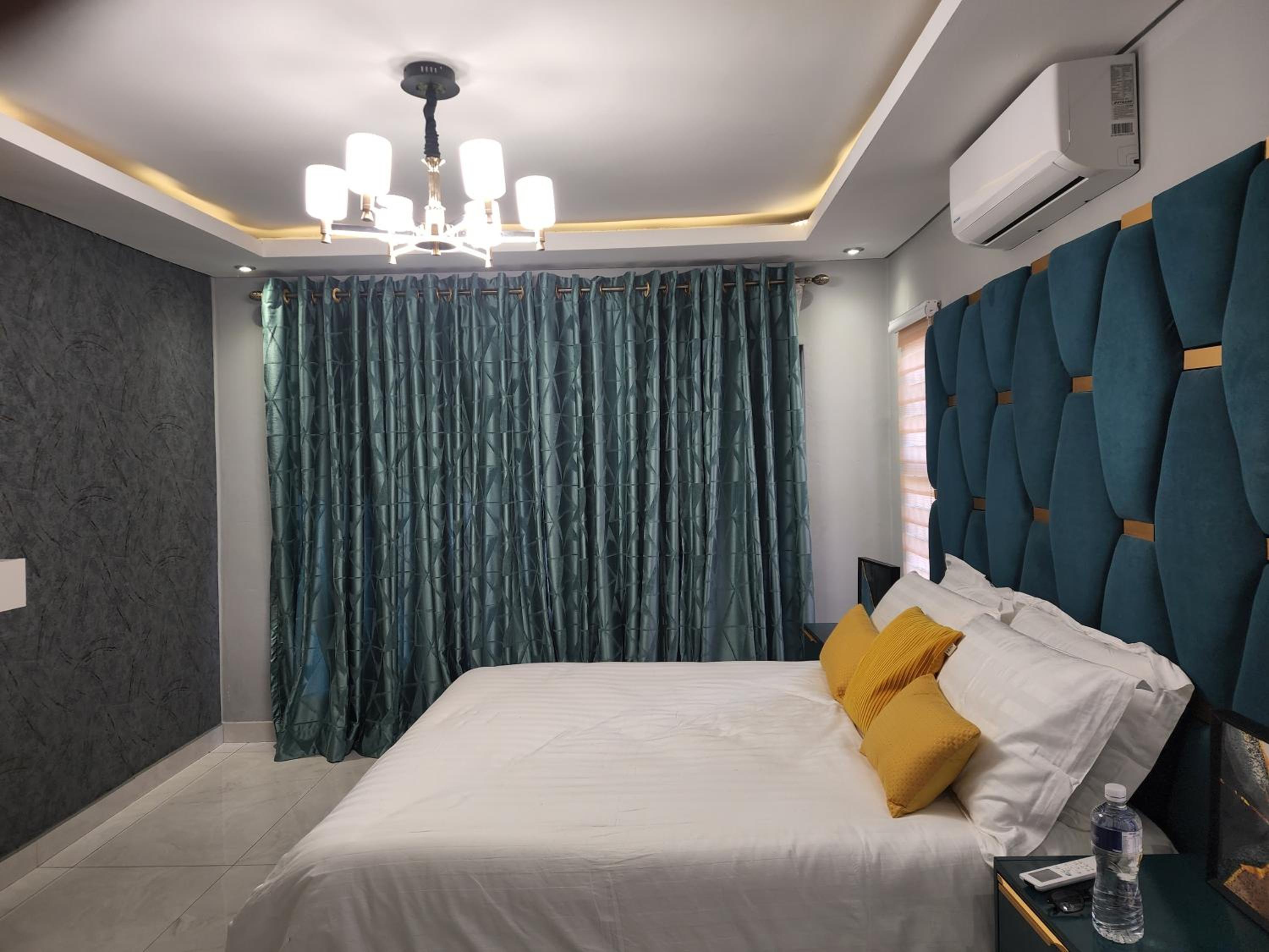 Josmot Guest House