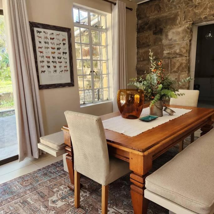 Saxon Park Farm Cottage view 5