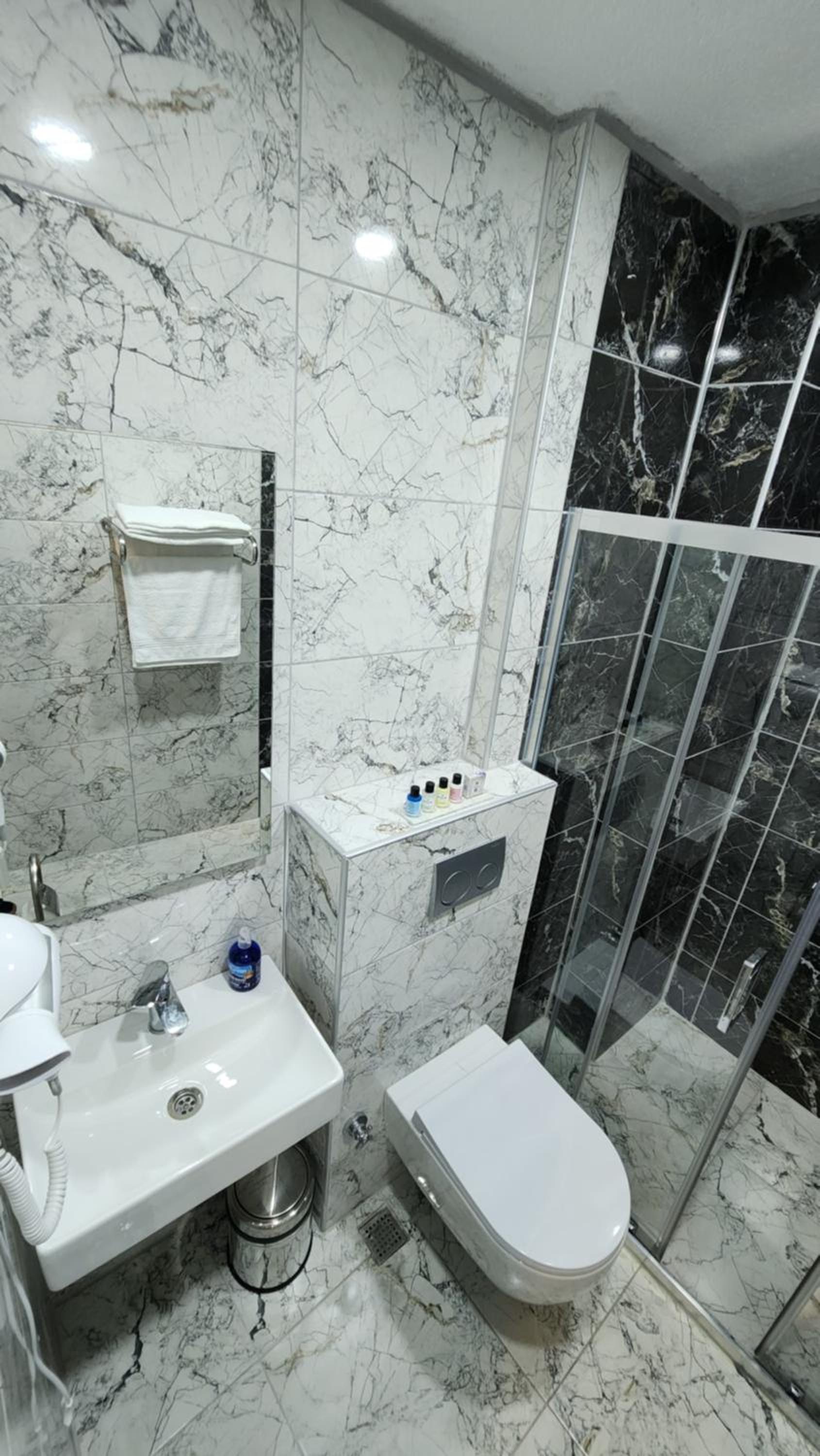 Gökotta Süit - Image 32