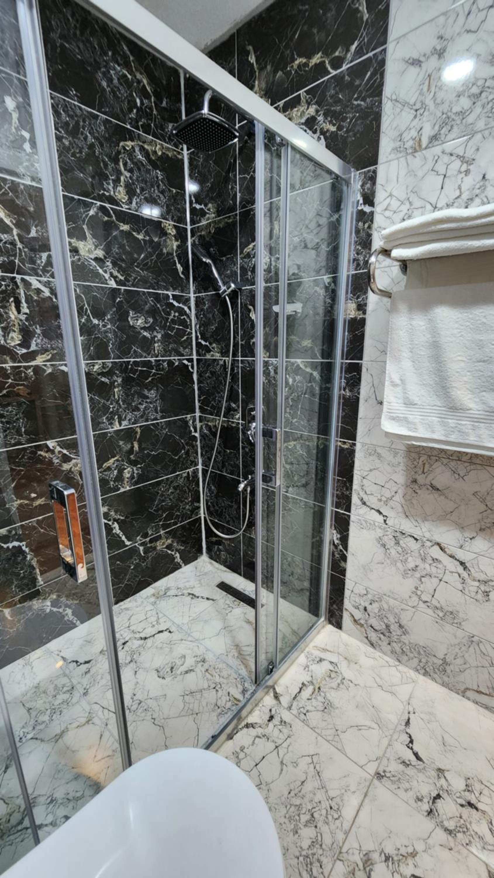 Gökotta Süit - Image 33