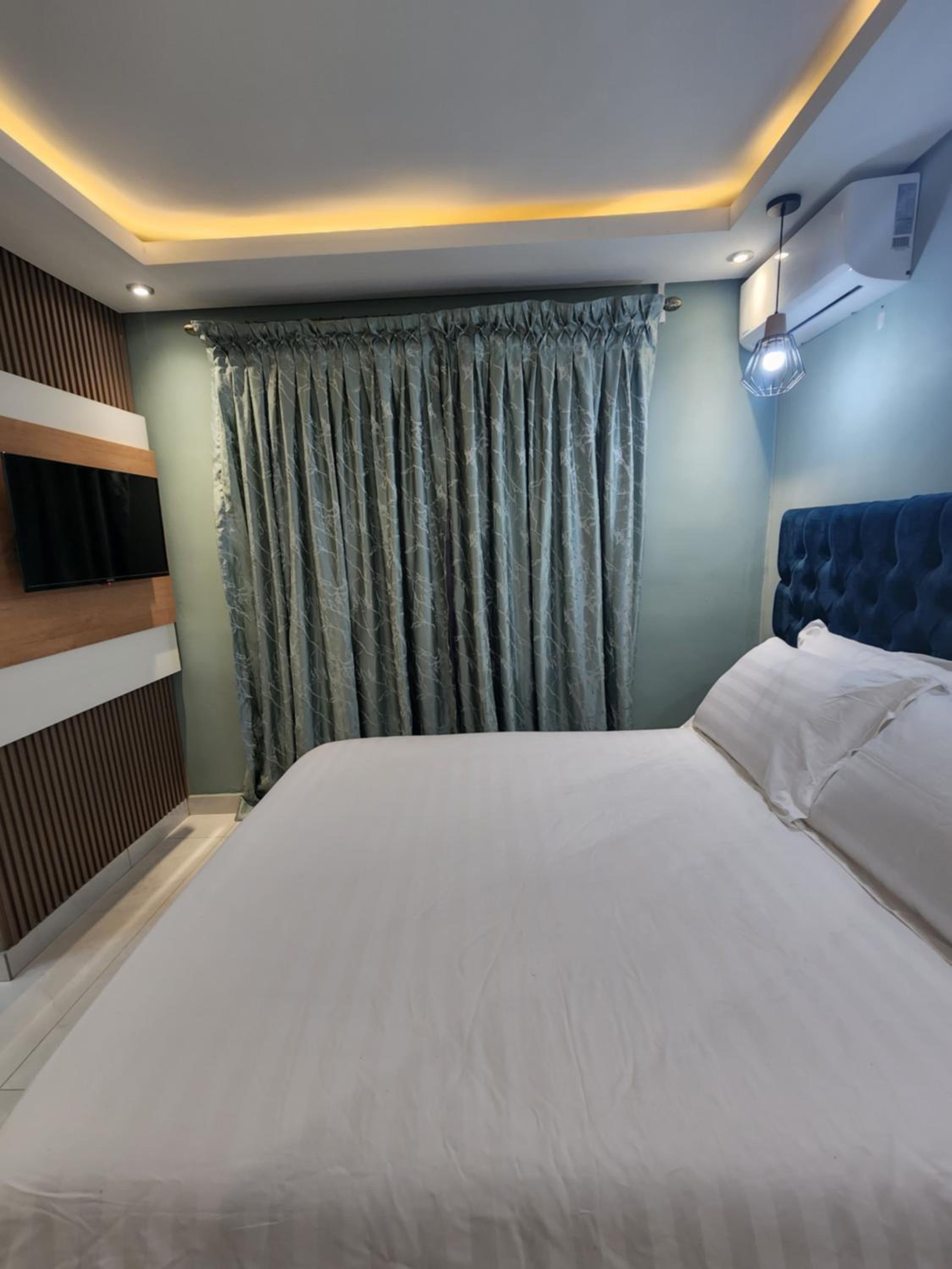 Josmot Guest House