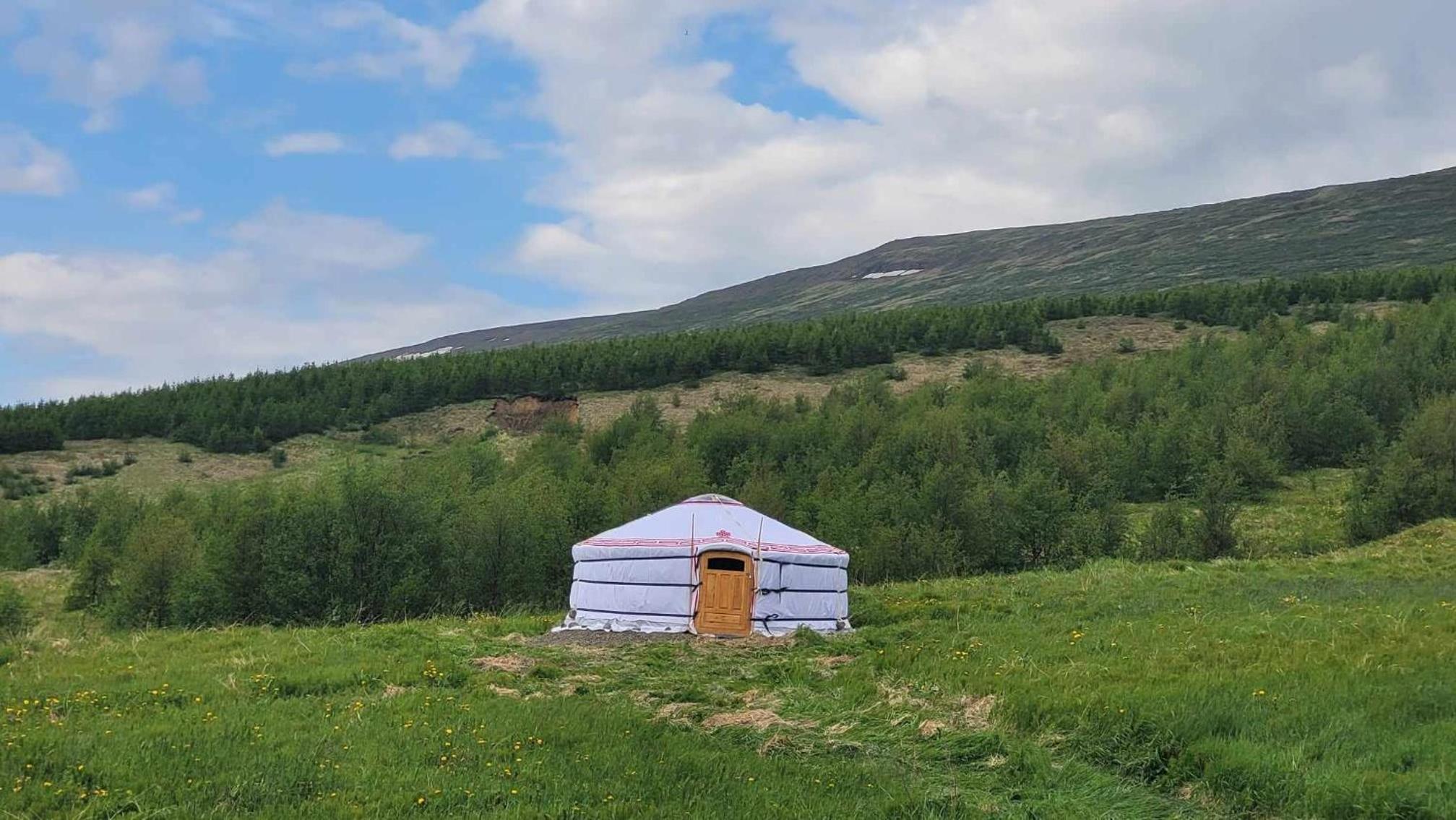 Iceland yurt view 3