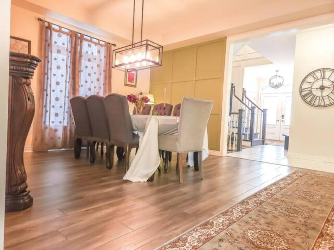 Inspired Stay close to Niagara *4B & 2King Beds*