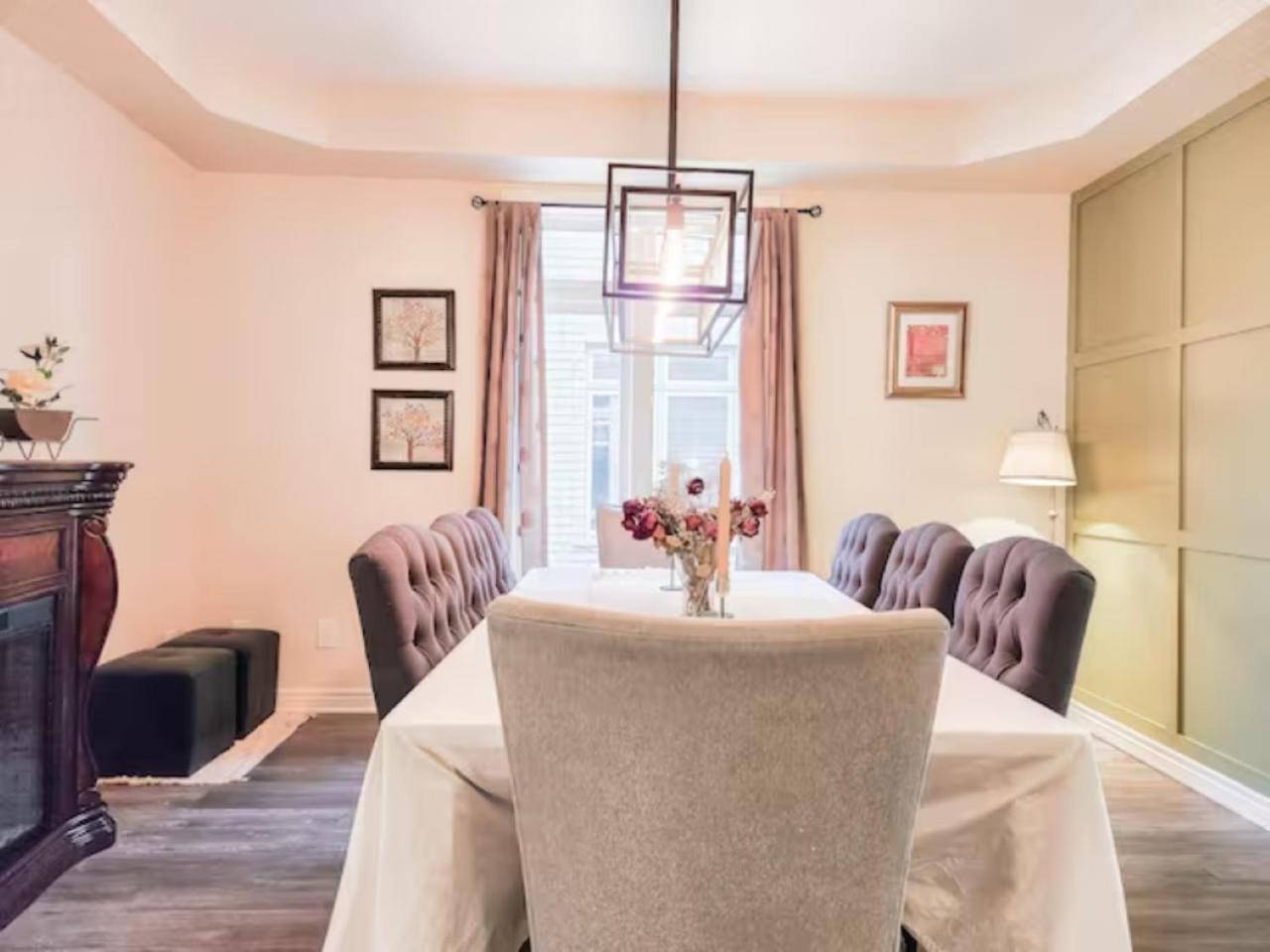 Inspired Stay close to Niagara *4B & 2King Beds*