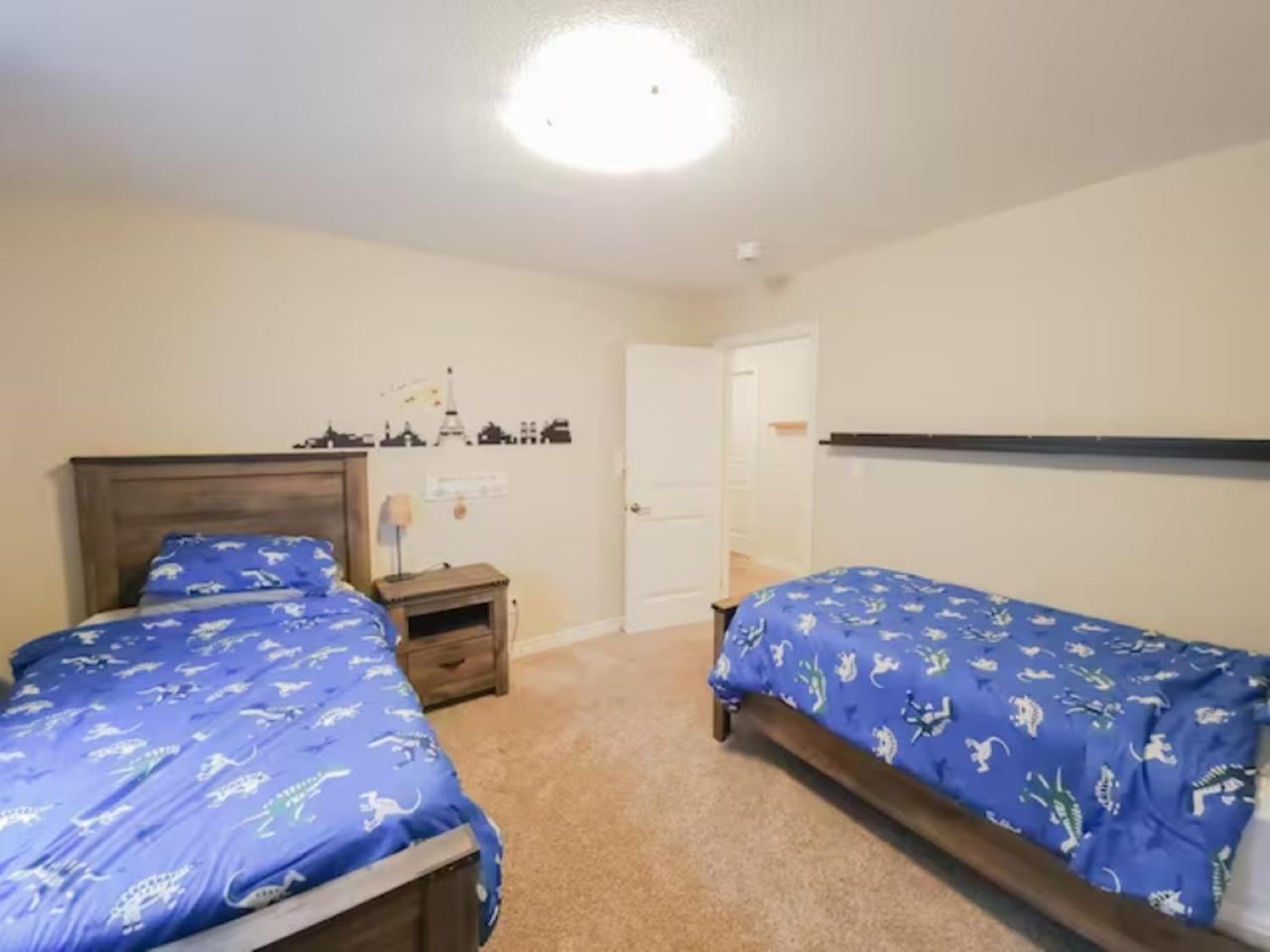 Inspired Stay close to Niagara *4B & 2King Beds*