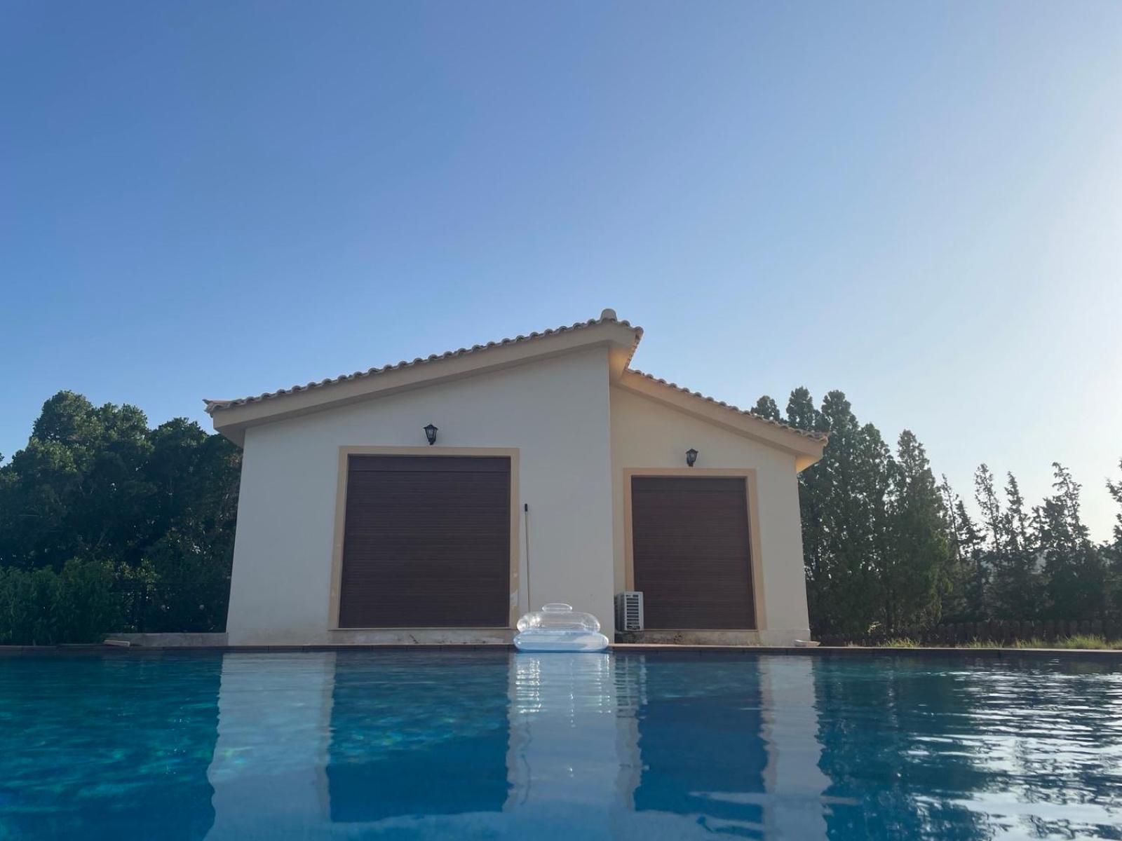 Pool House Stamato view 2
