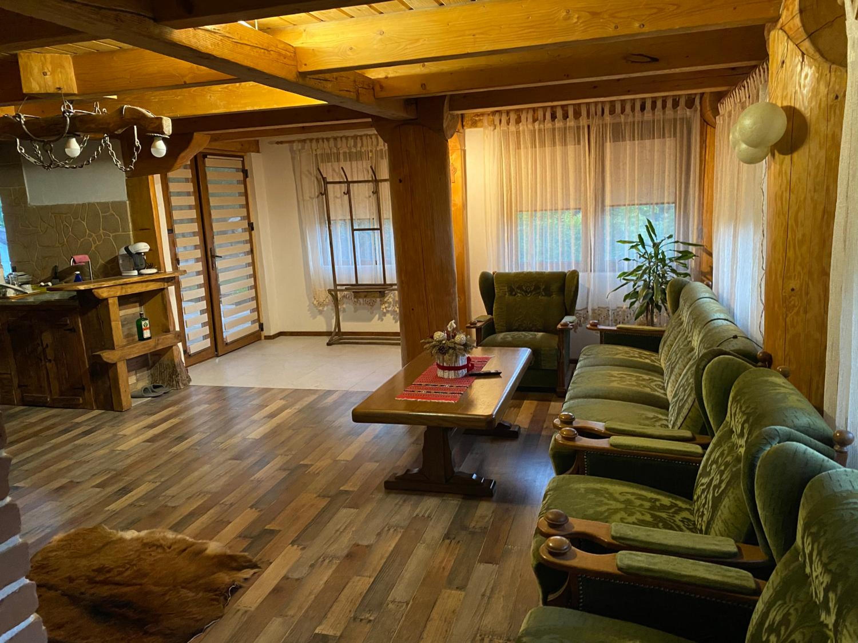 Casa cu șindrilă, photo 60