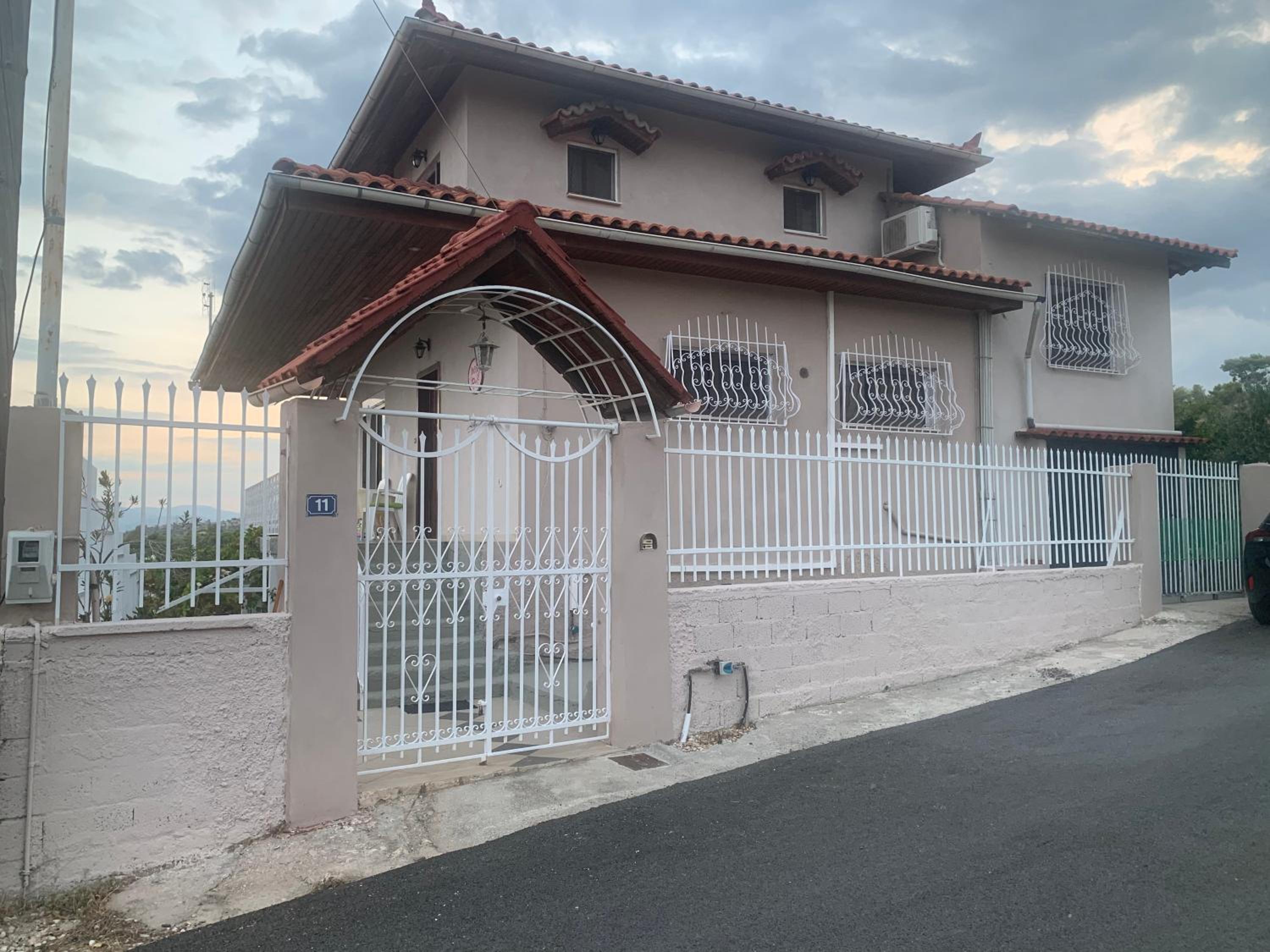 Hotel Krista's house - Image 1