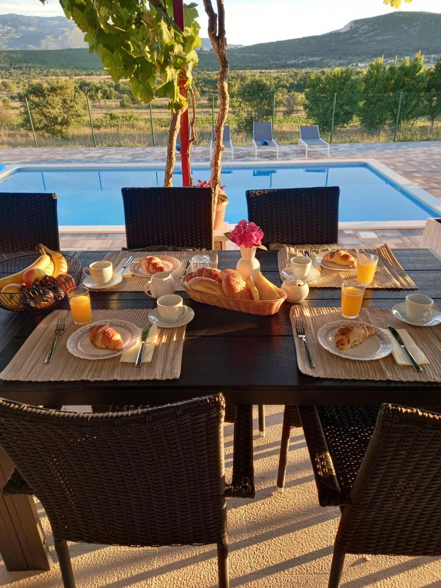 VILLA MARTINA
