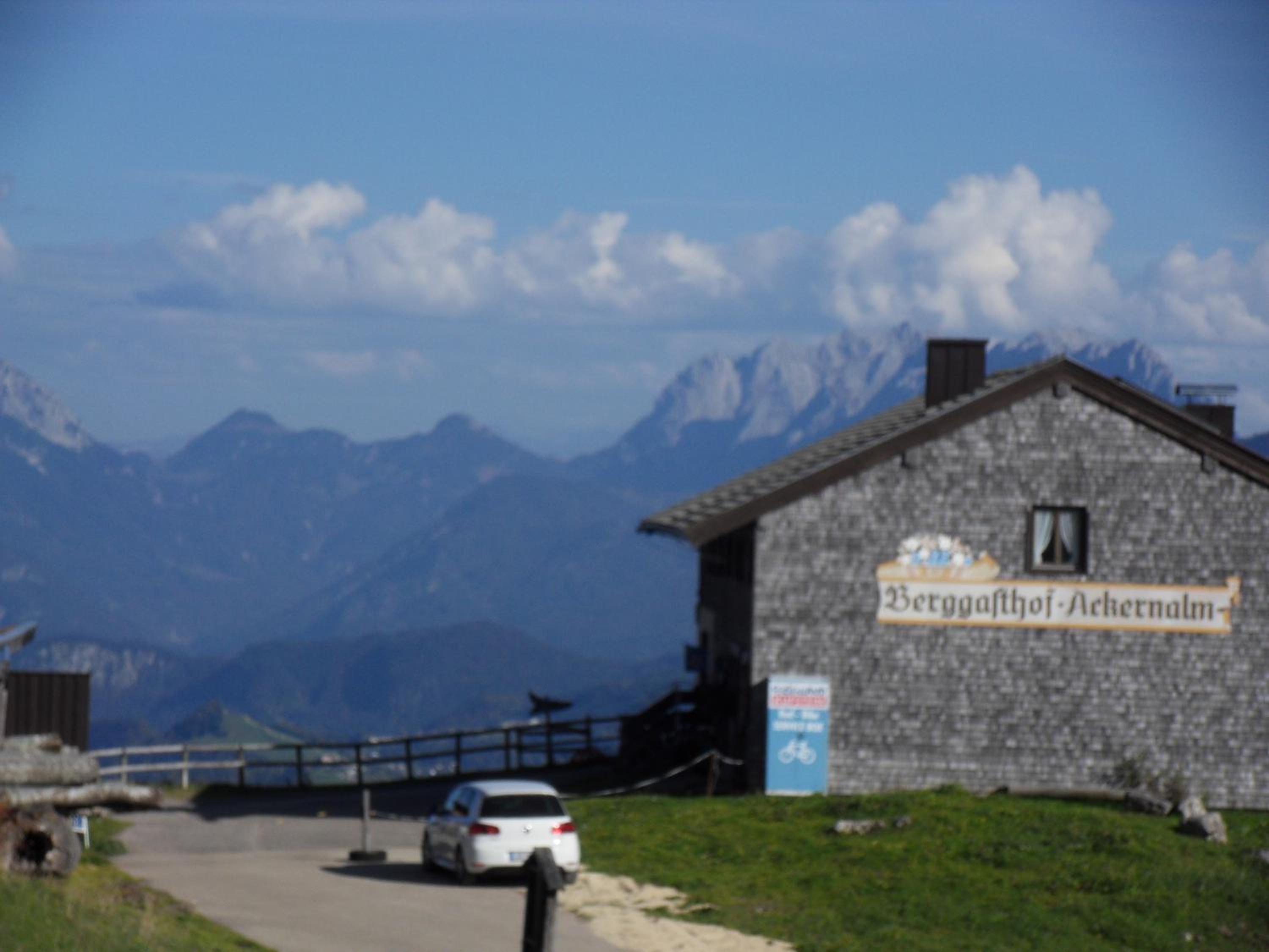 Photo 10
