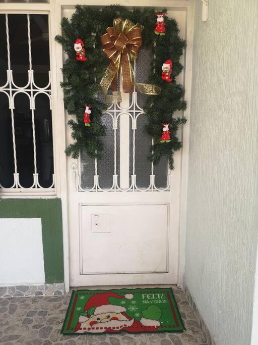 Hermosa y cómoda casa en conjunto con piscina en Girardot