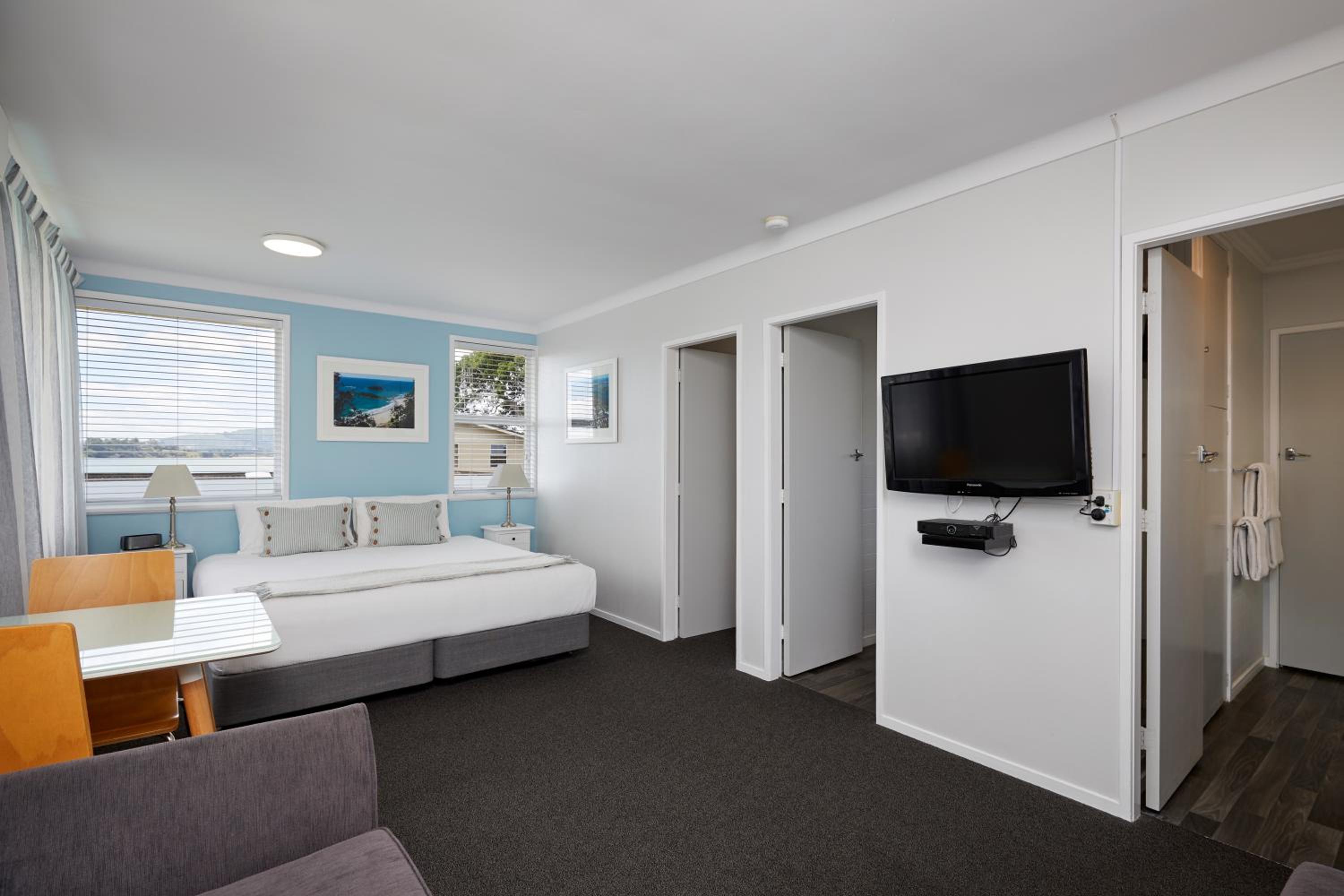 Harbour View Motel and Waterfront Apartments