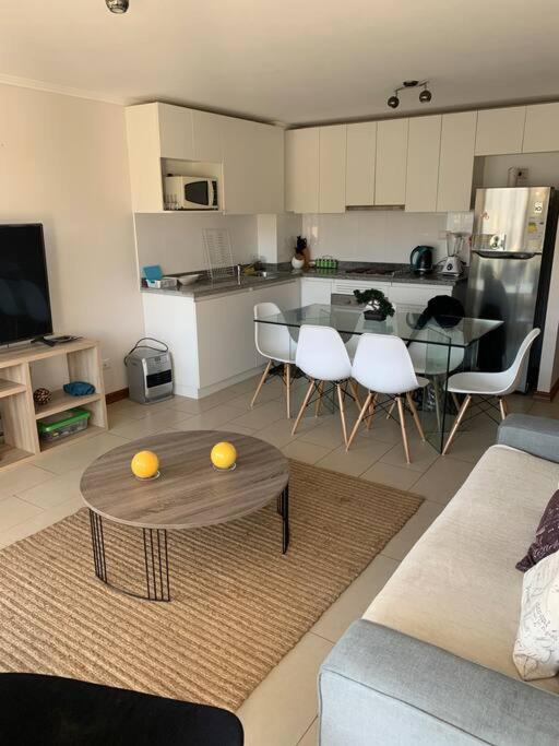 Arriendo cómodo departamento en Papudo Laguna 2D-2B