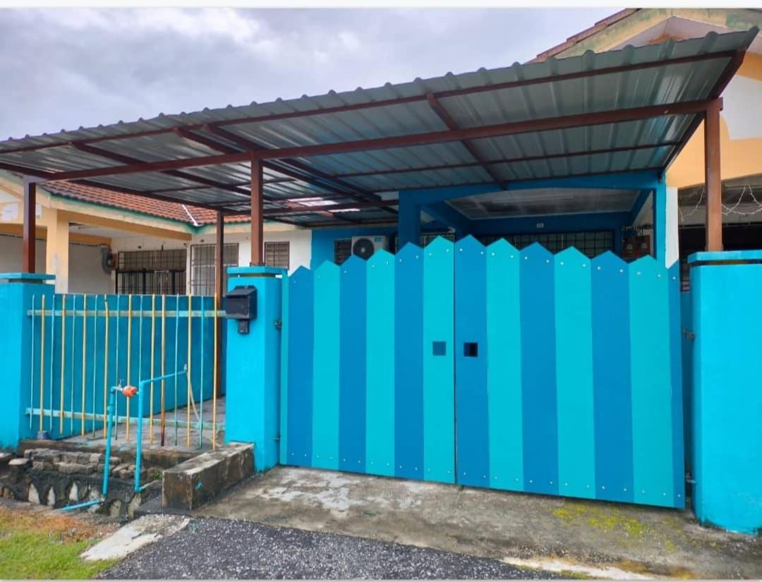 Blue Homestay Teluk Kemang Port Dickson photo 1