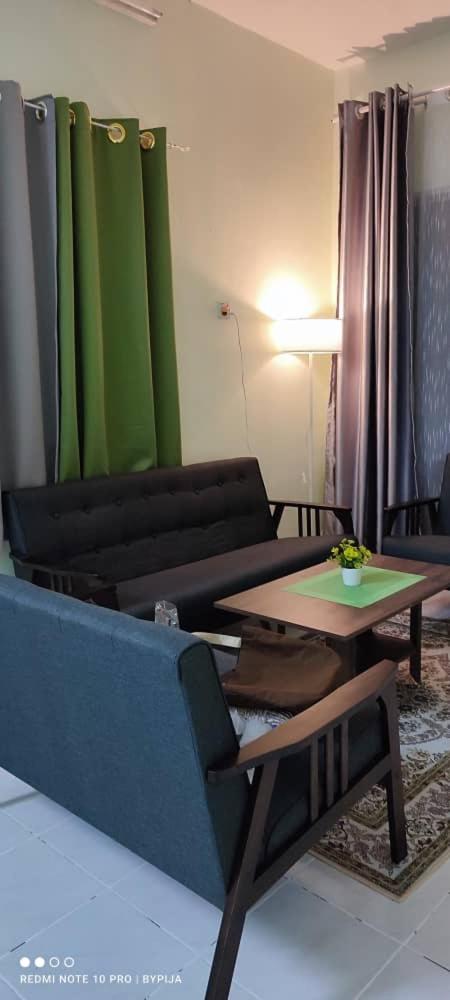 FIZWAN HOMESTAY