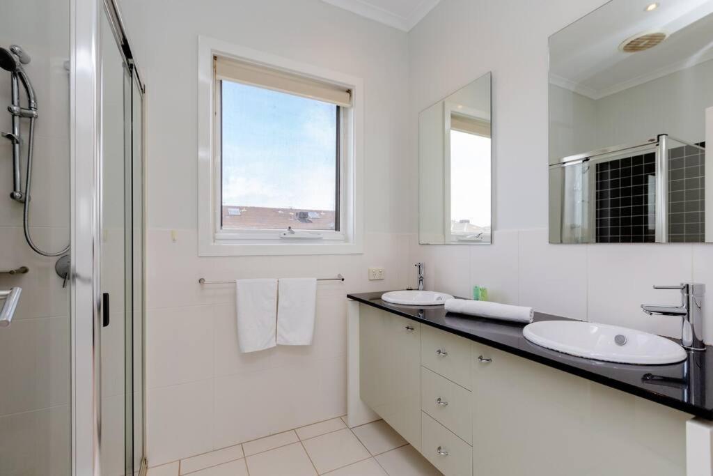 3 bedroom Townhouse In Bonbeach VIC