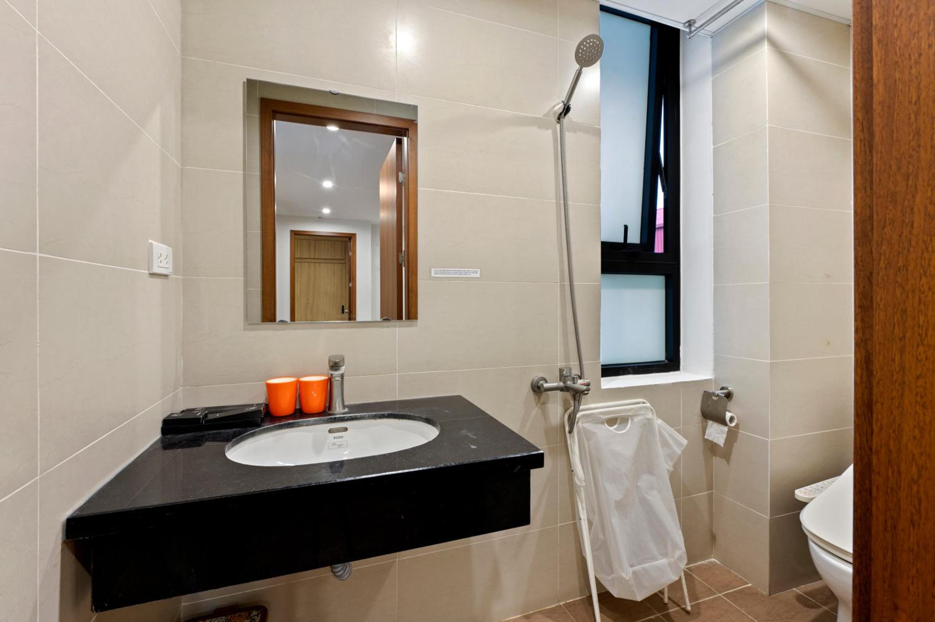 22Housing luxury Hotel & Residence 39 Linh Lang