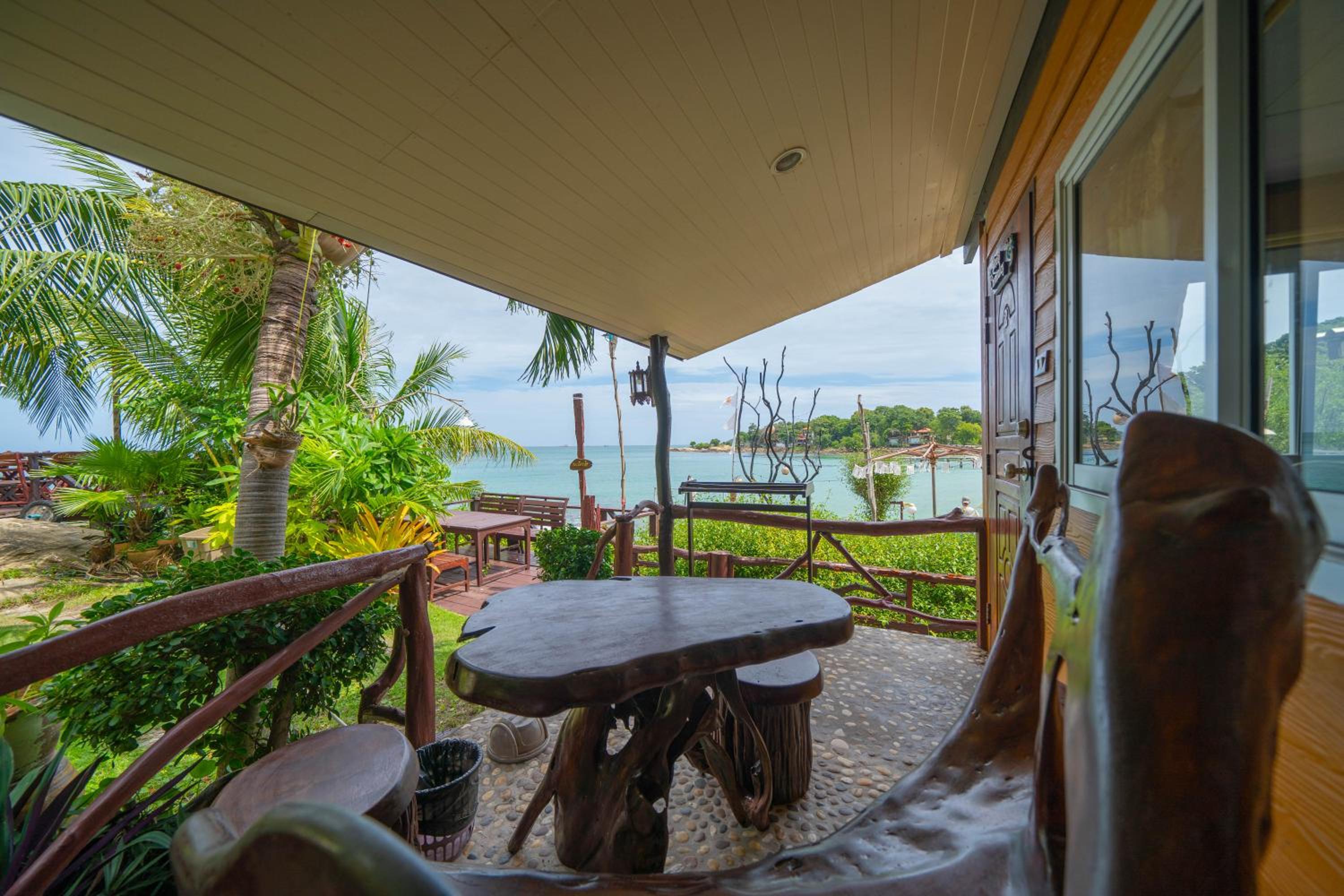 Tongta Phaview Resort