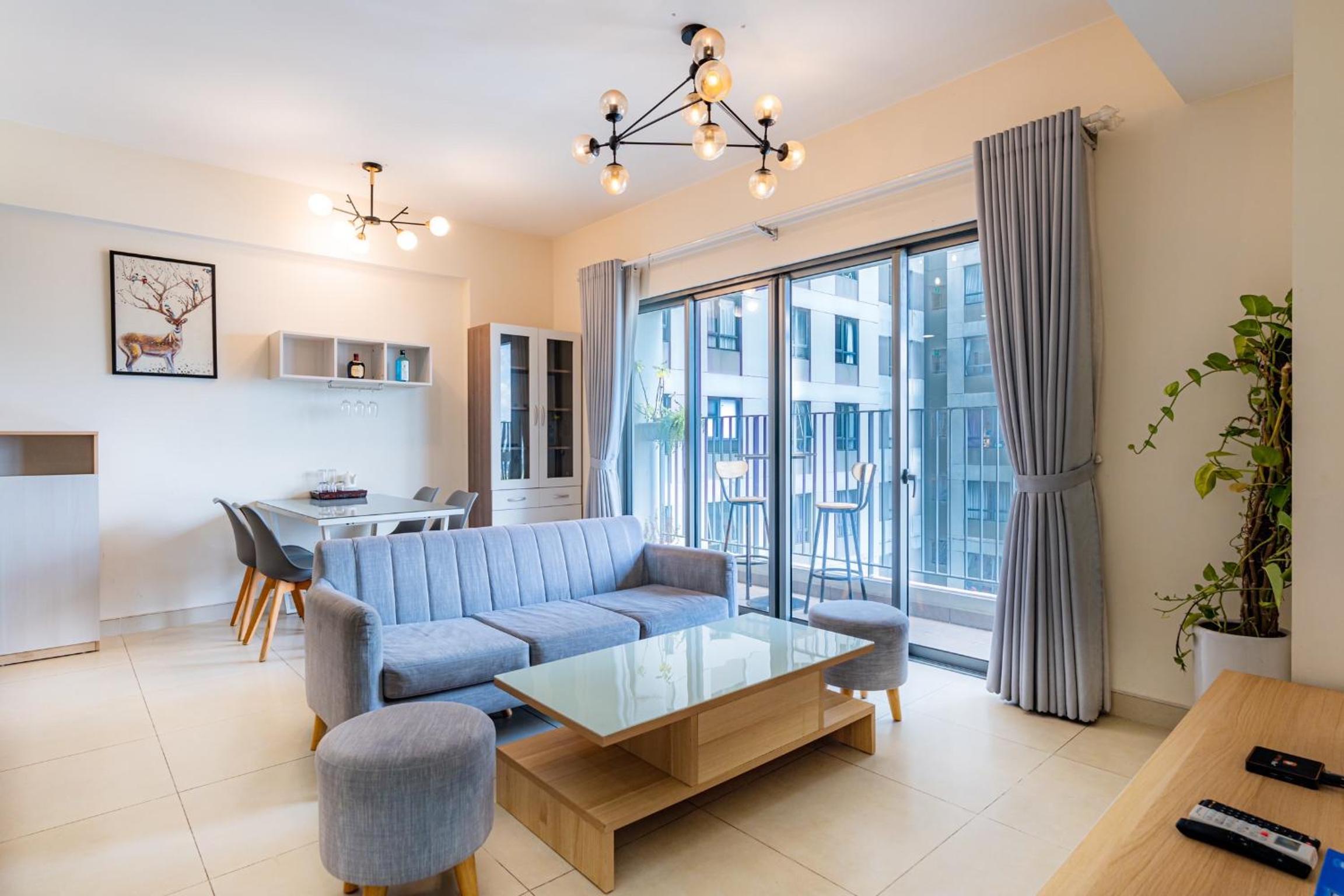 ambiHOME 2BR 2WC in Masteri Thao Dien District 2