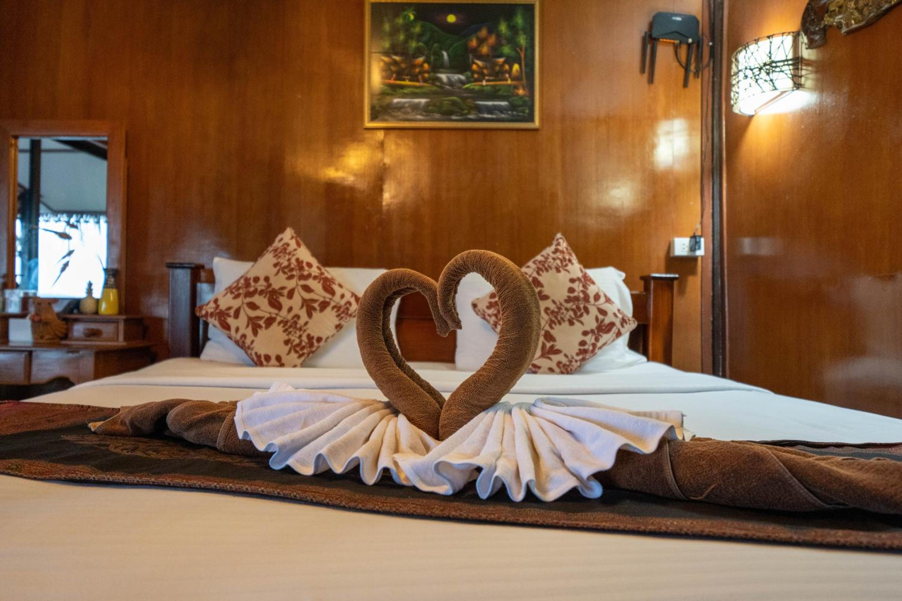 Tongta Phaview Resort