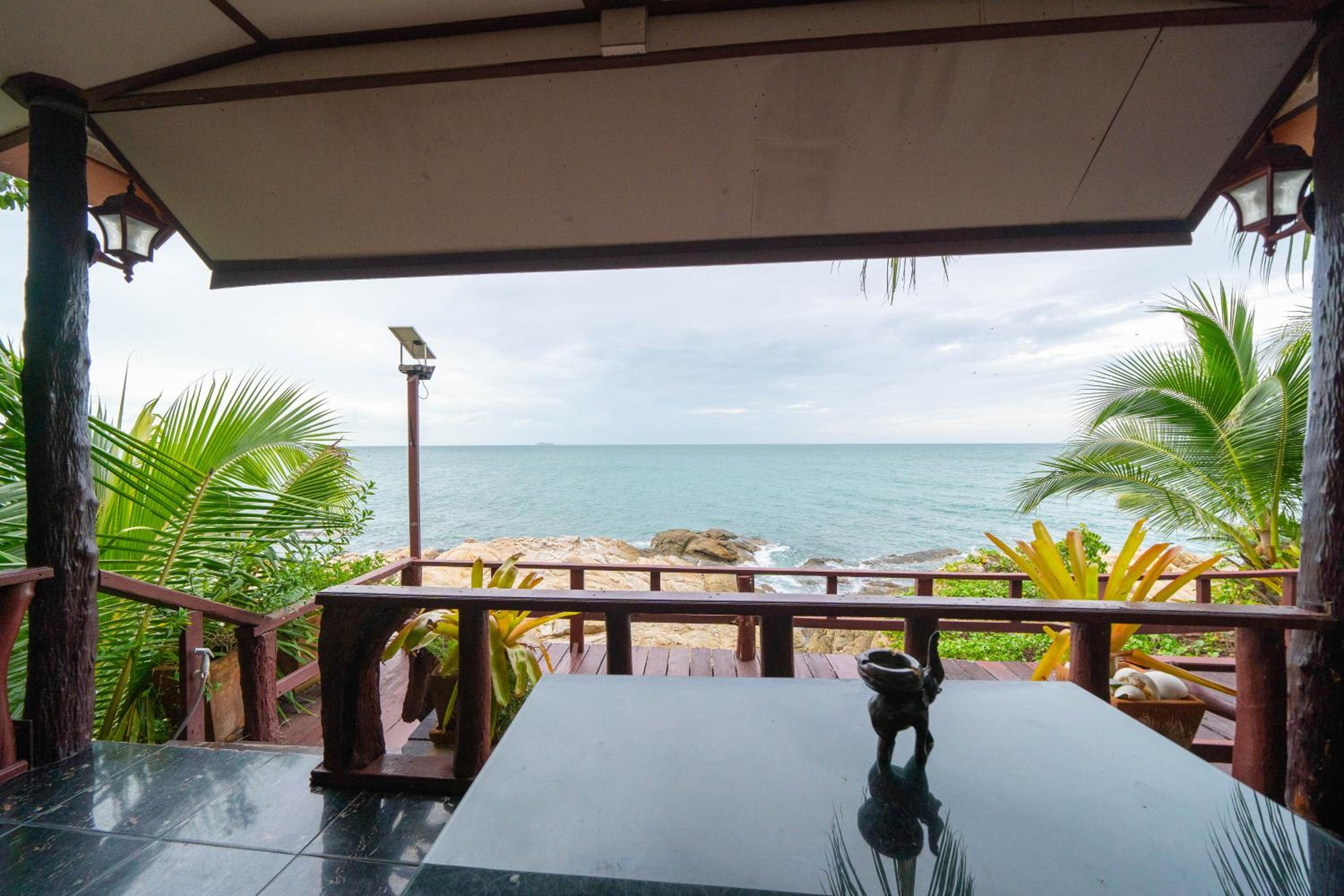 Tongta Phaview Resort