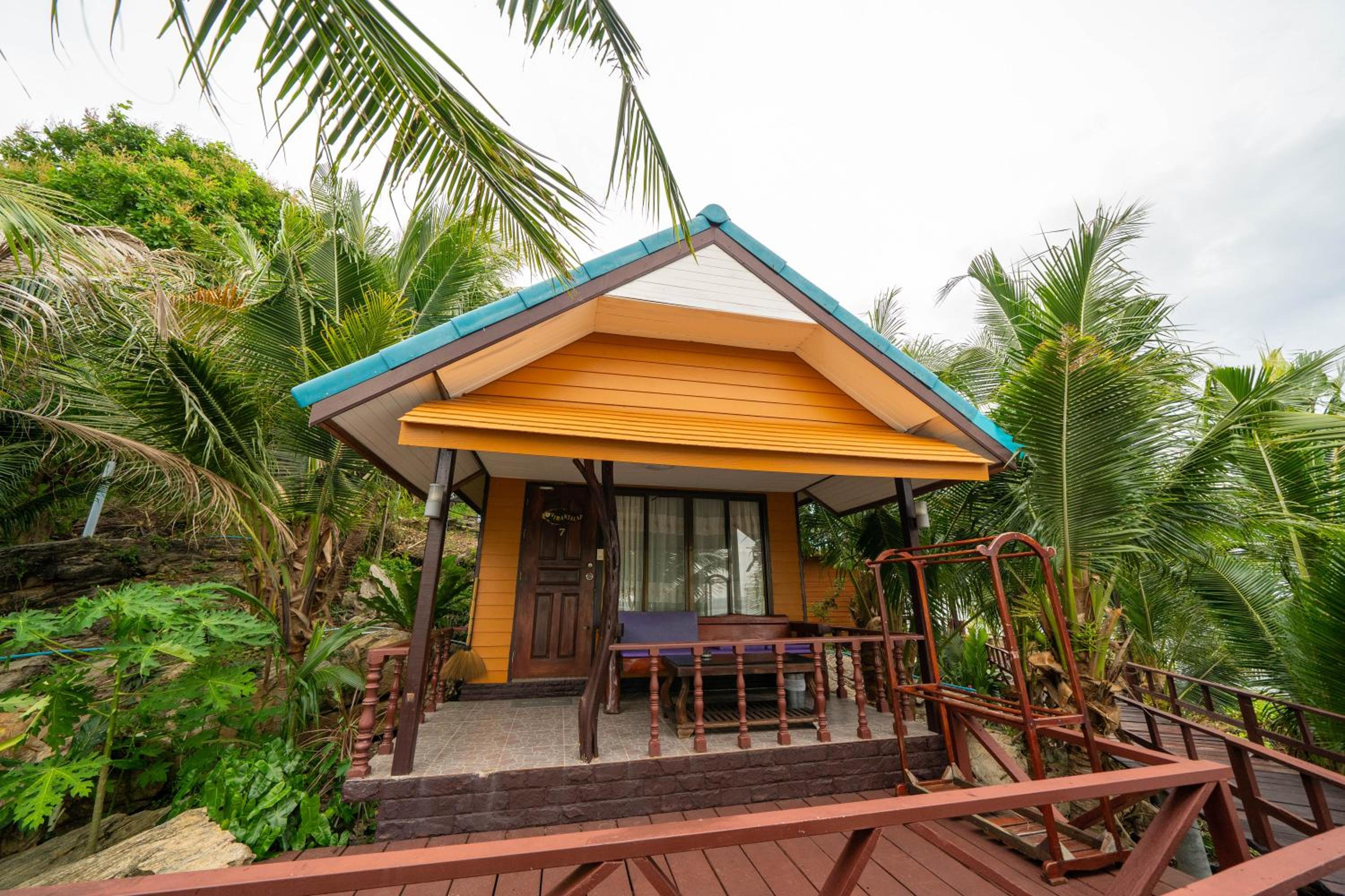 Tongta Phaview Resort