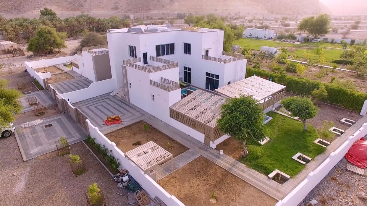 La Vida Inn