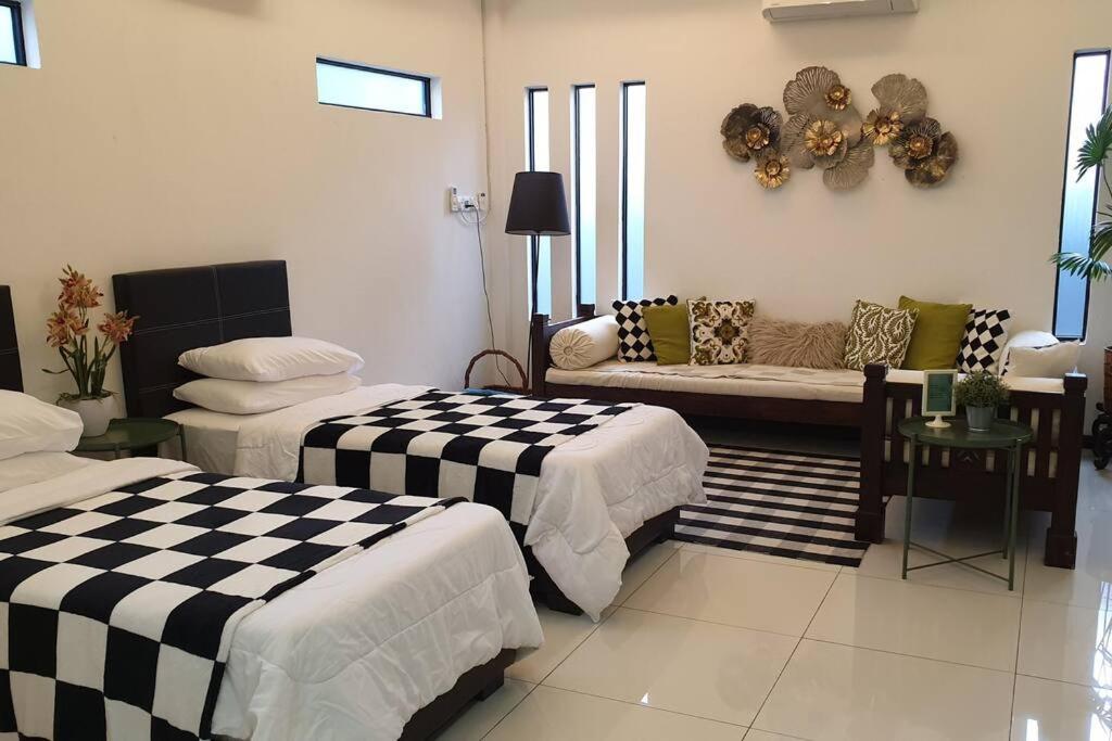 Family Holiday House @Civic Centre Dewan Suarah photo 6