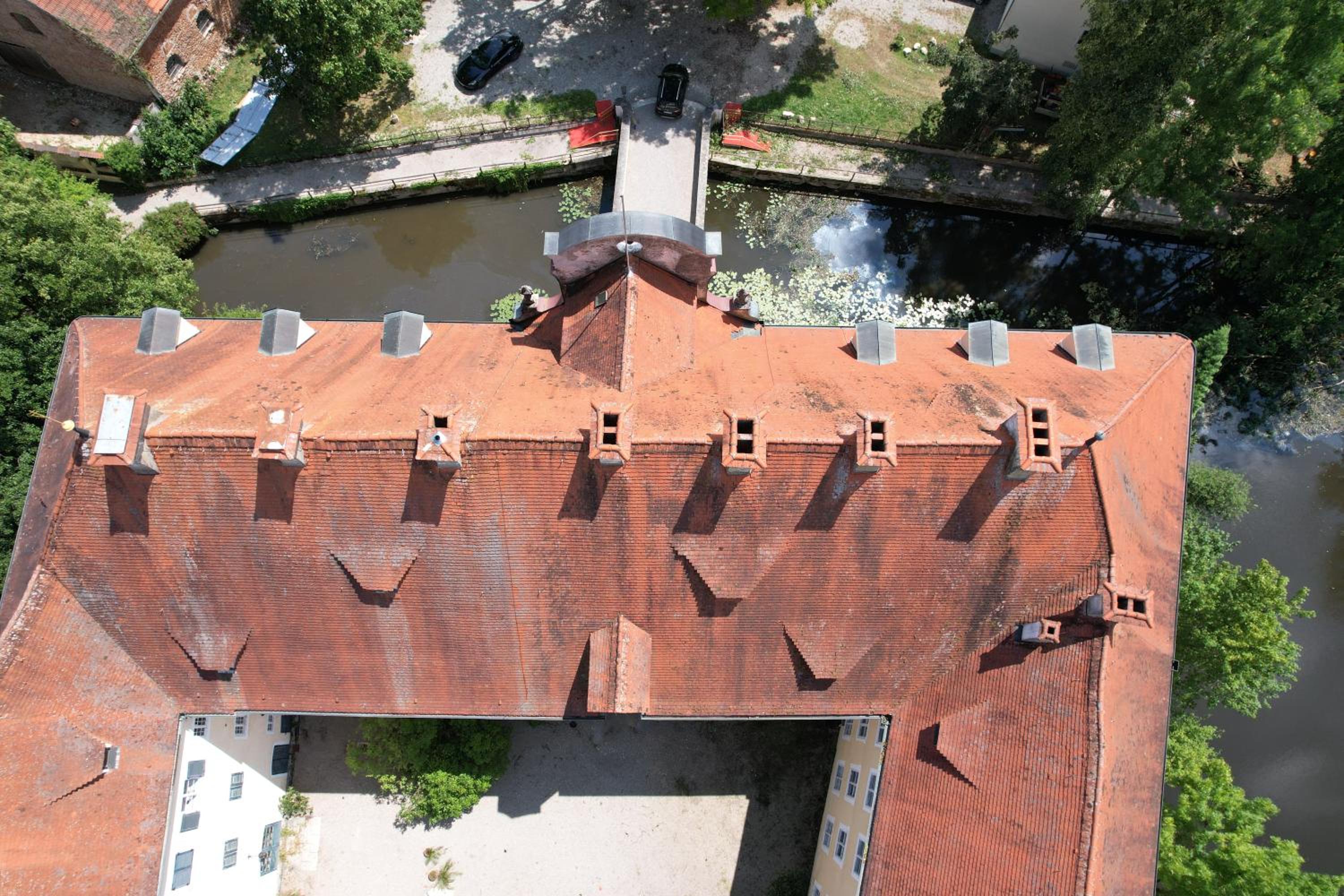 Wohnen im Wasserschloss Sandizell