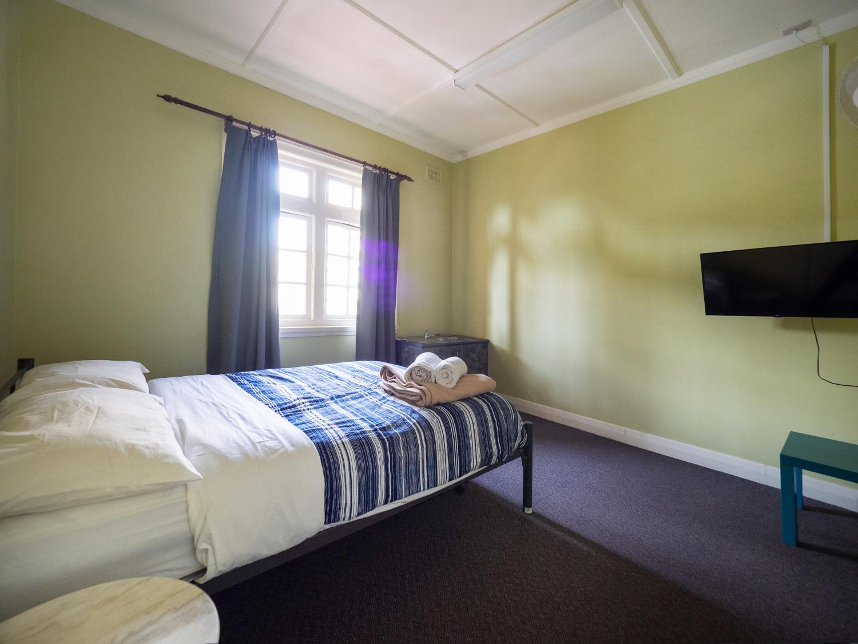 YHA Newcastle Beach