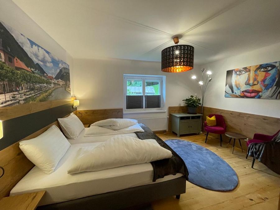am Kalvarienberg Villenapartment & Hostel Bad Ischl