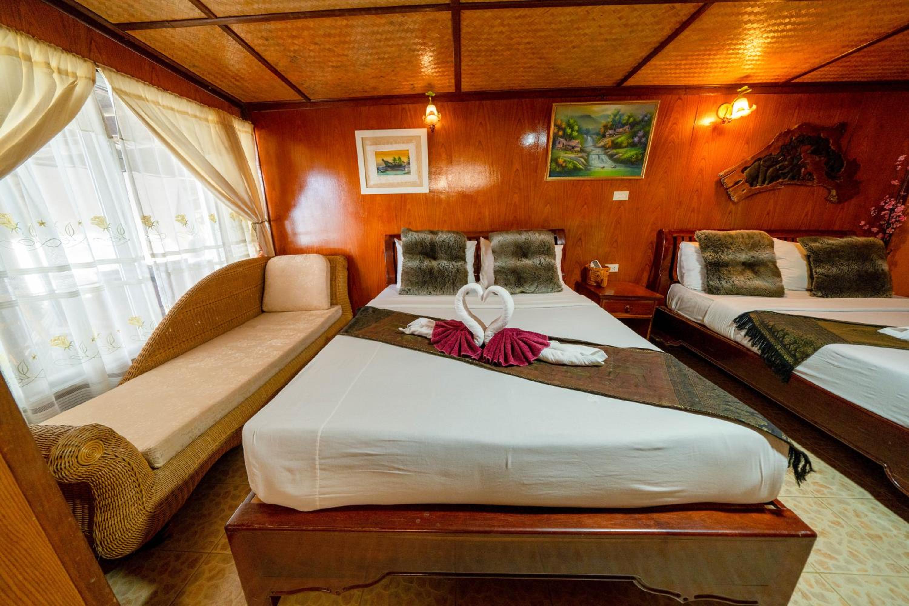 Tongta Phaview Resort