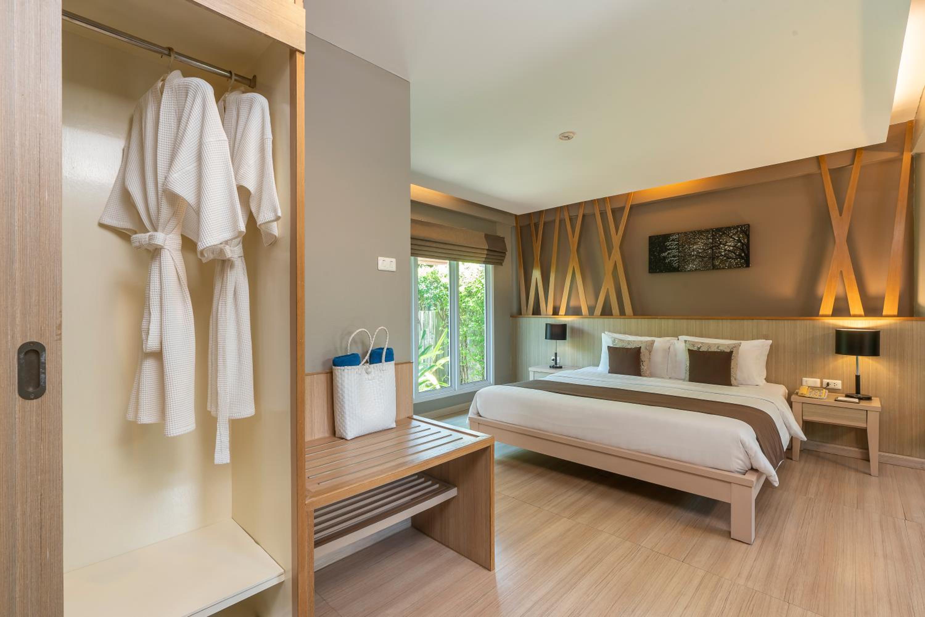 Synergy Samui