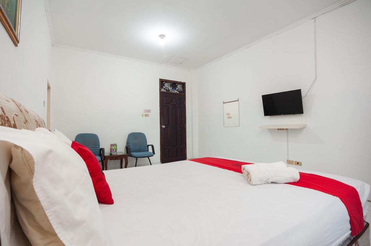 Hotel RedDoorz @ Jalan Diponegoro Lampung - Image 1