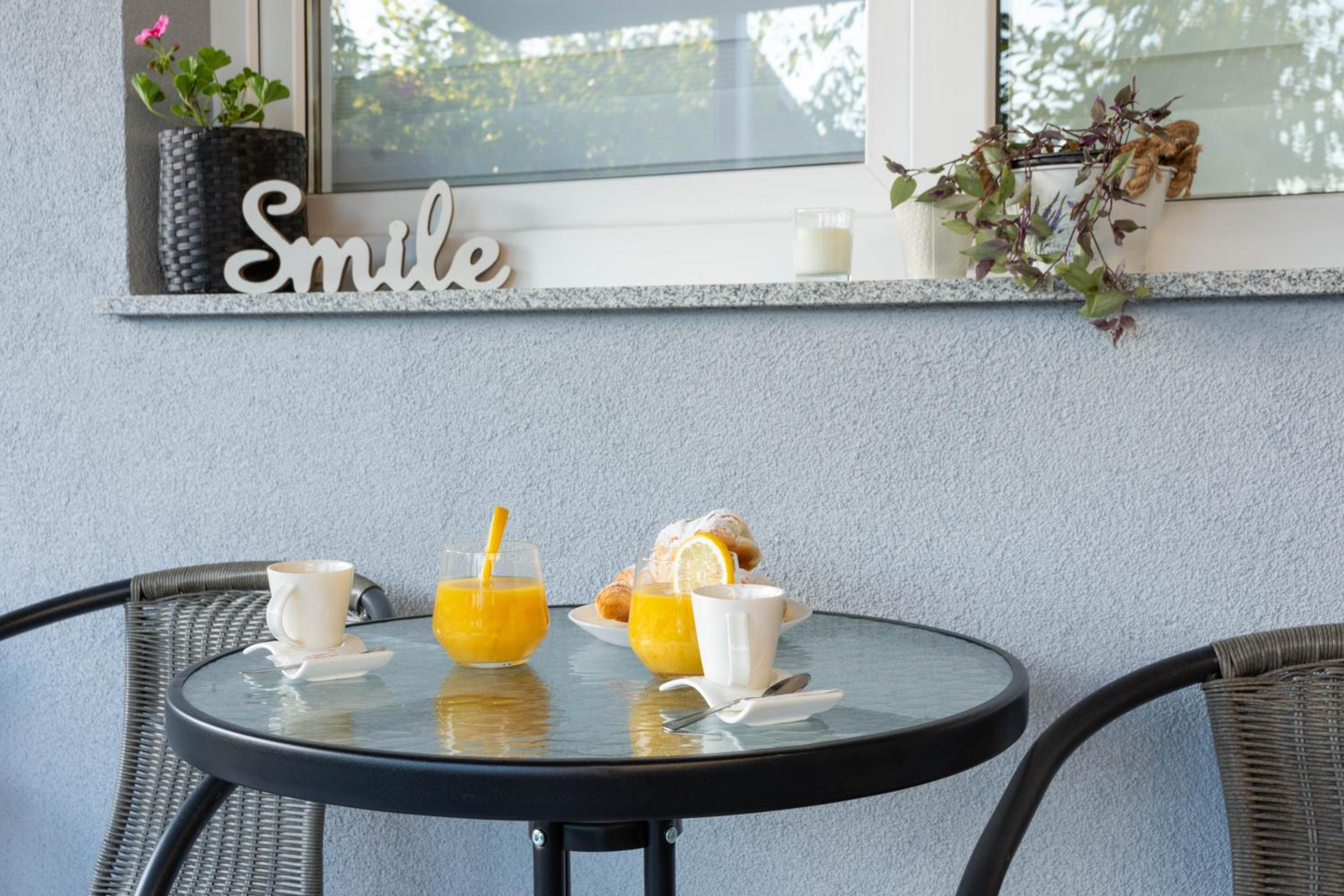 Hotel apartmani SUN & MOON - Image 1