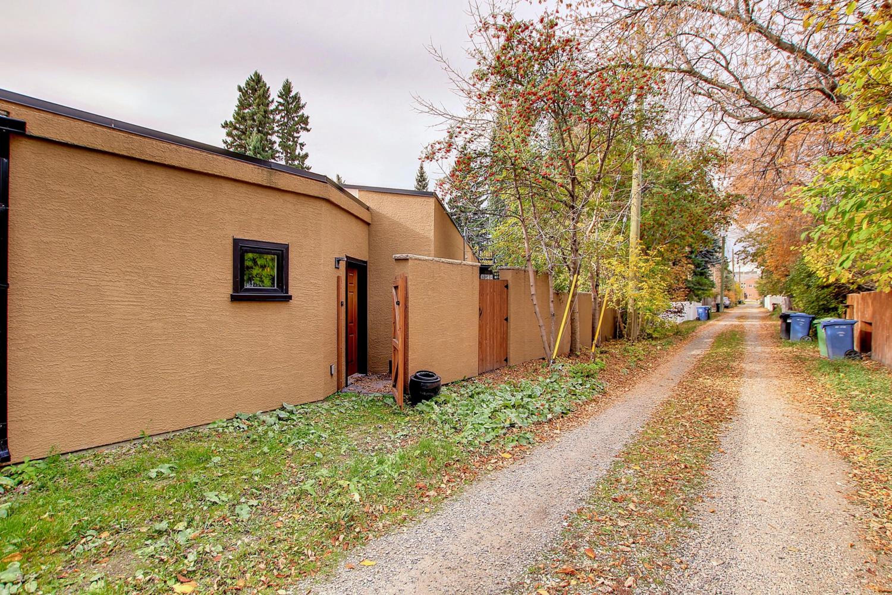 Stunning Historical Landmark in Elbow Park