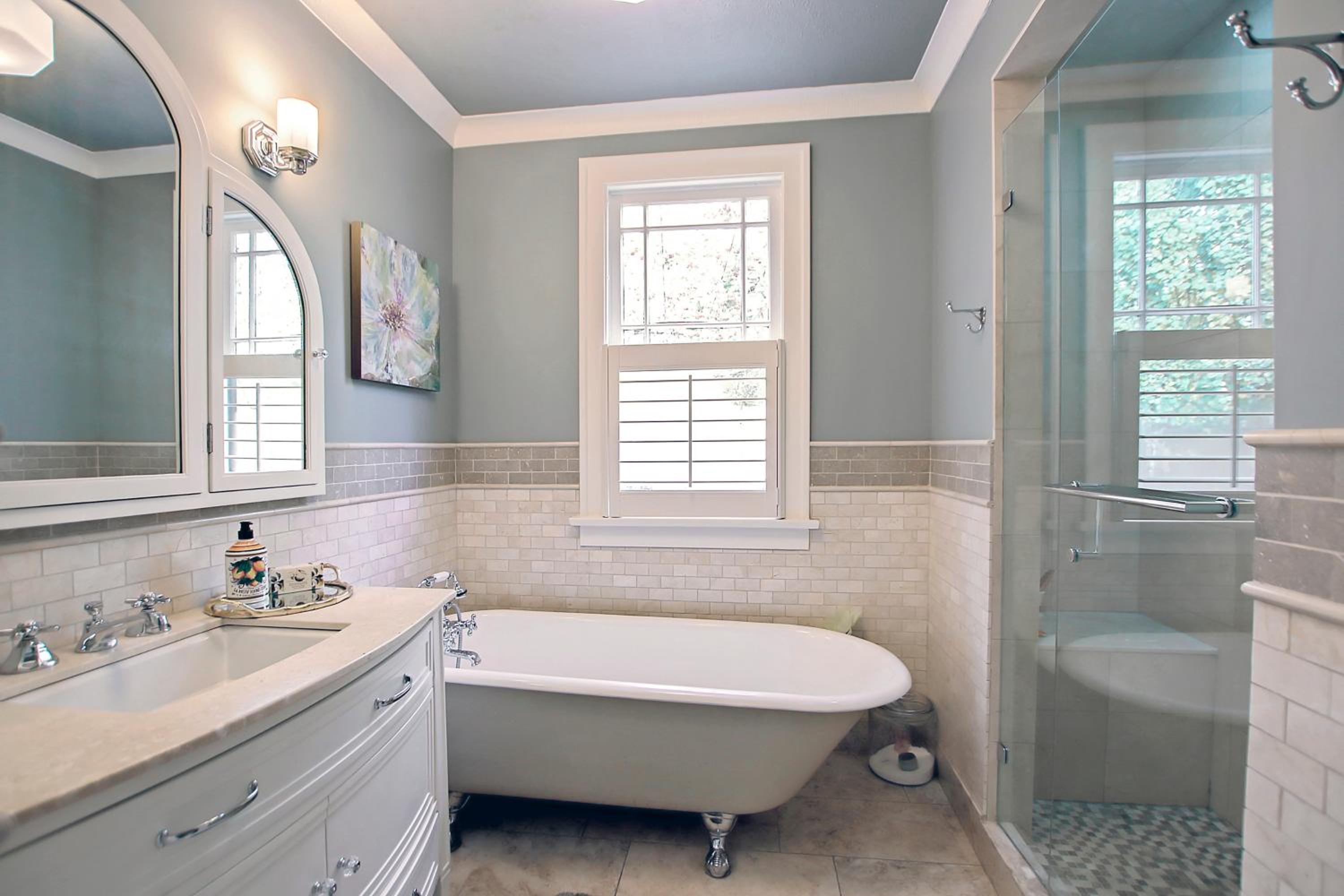 Stunning Historical Landmark in Elbow Park