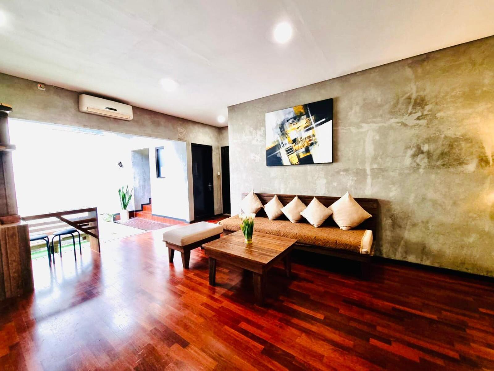 Bali 3BR Family Nicho House — lounge