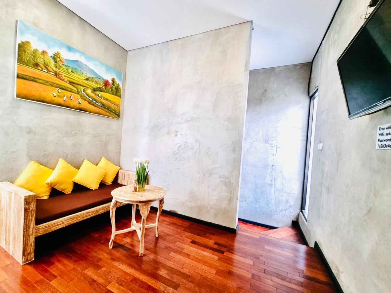 Bali 3BR Family Nicho House — lounge