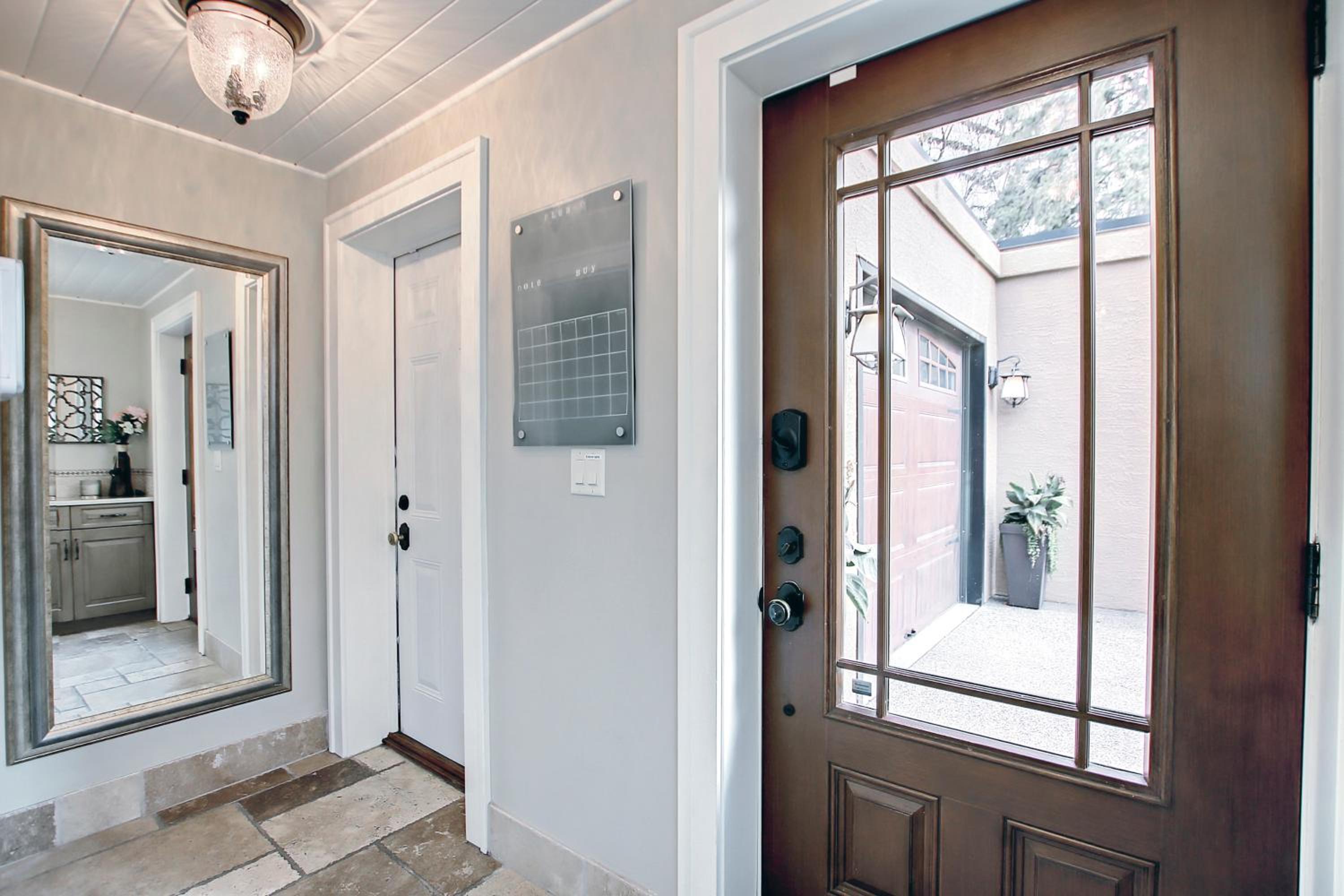 Stunning Historical Landmark in Elbow Park