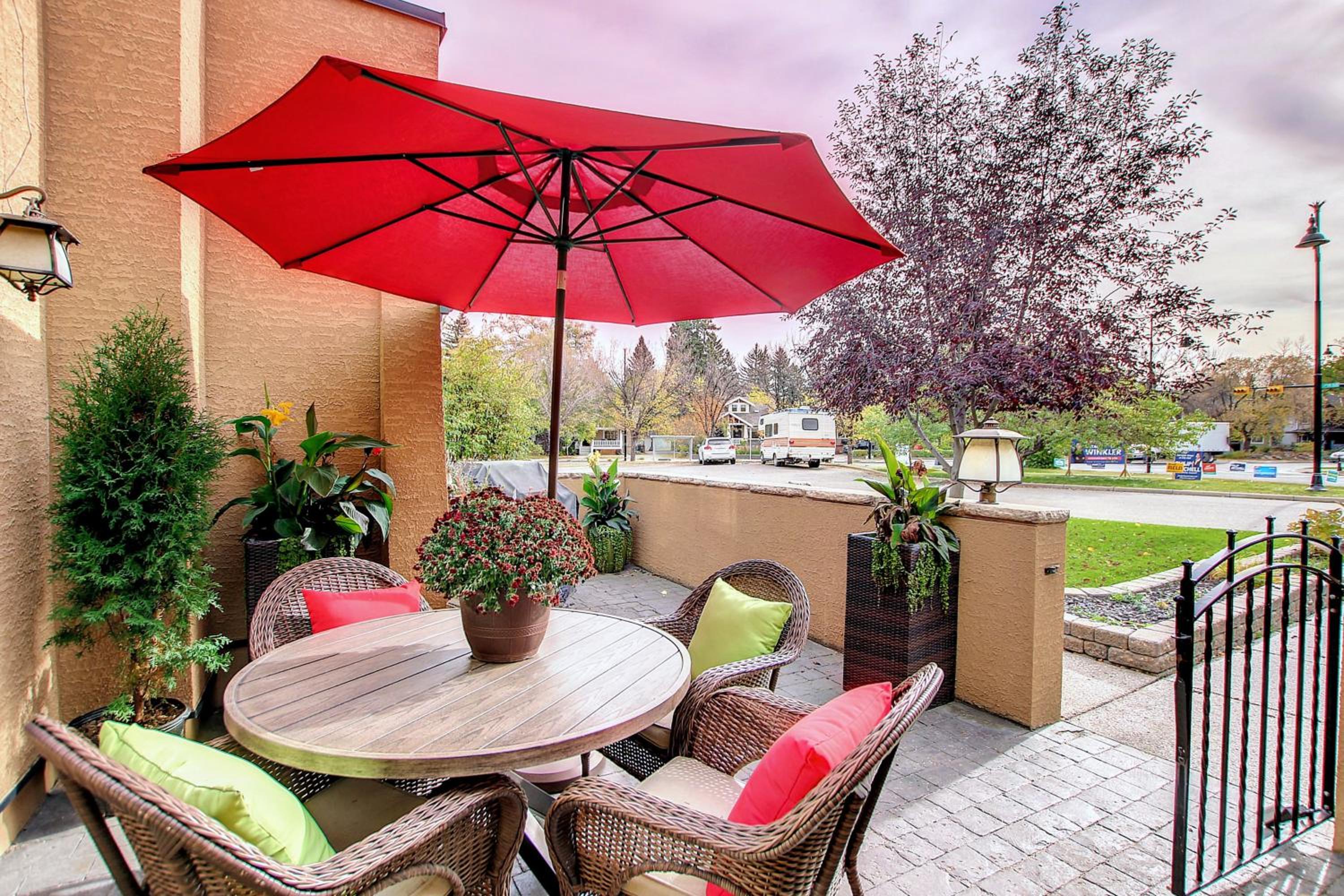 Stunning Historical Landmark in Elbow Park