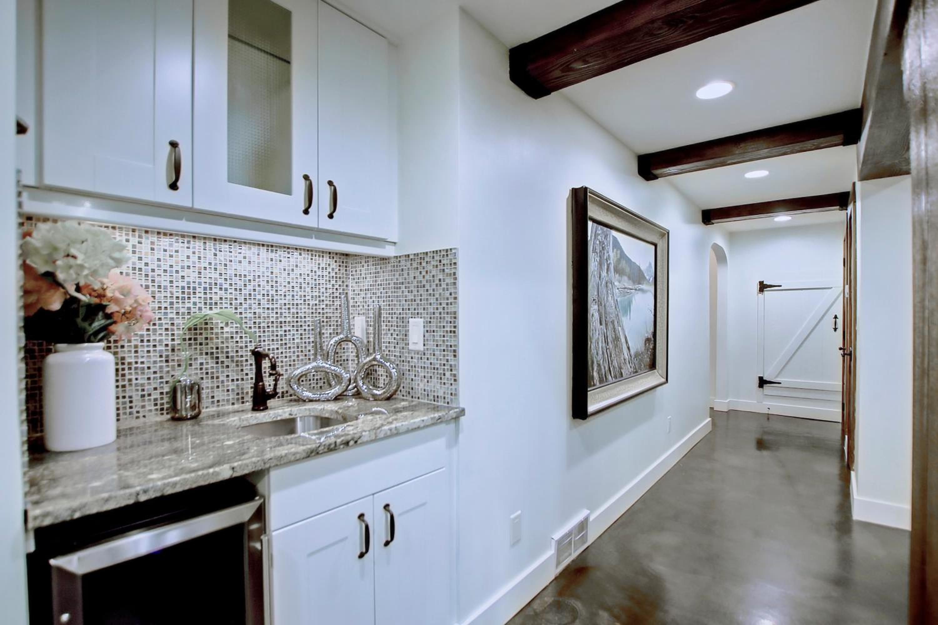 Stunning Historical Landmark in Elbow Park