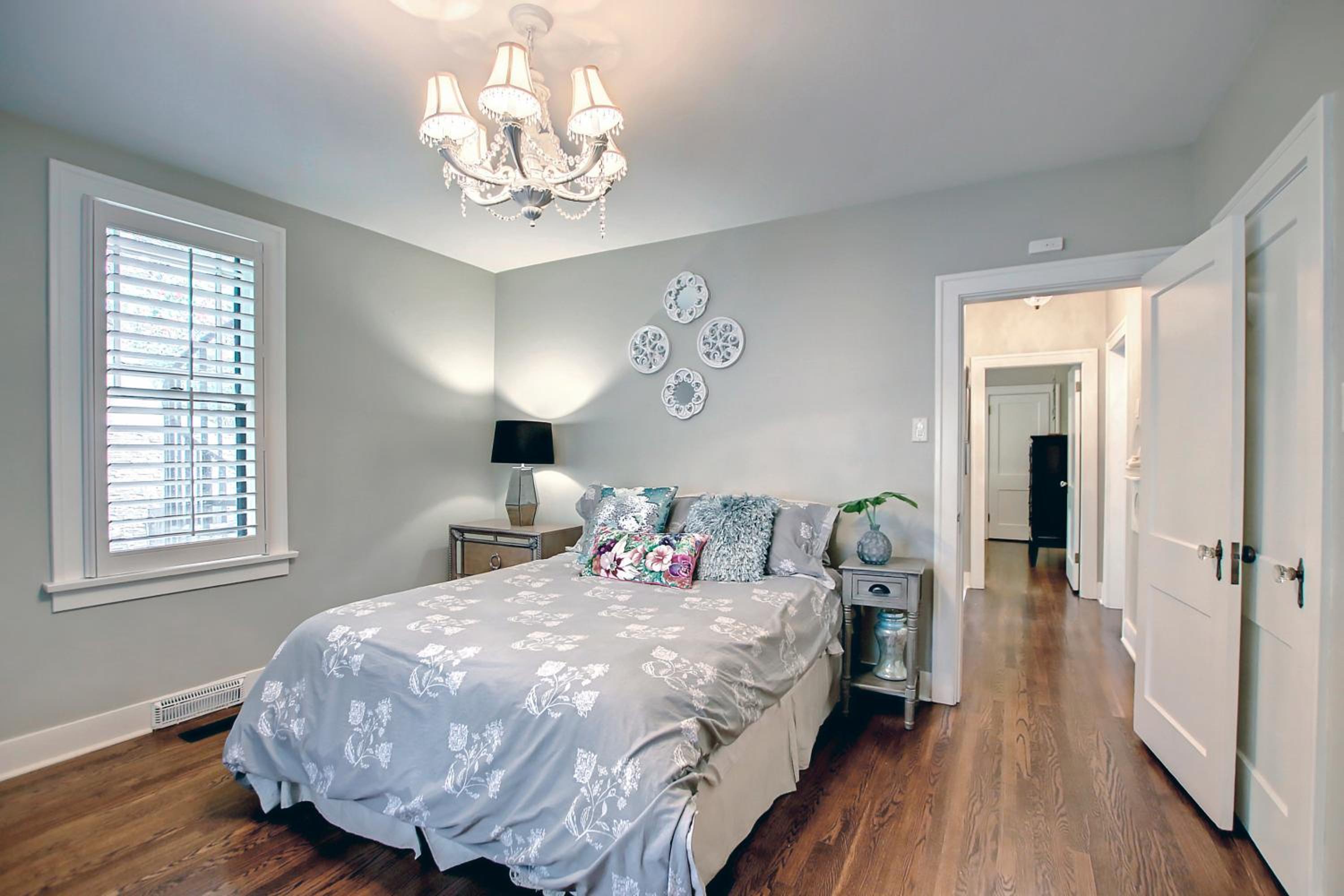 Stunning Historical Landmark in Elbow Park