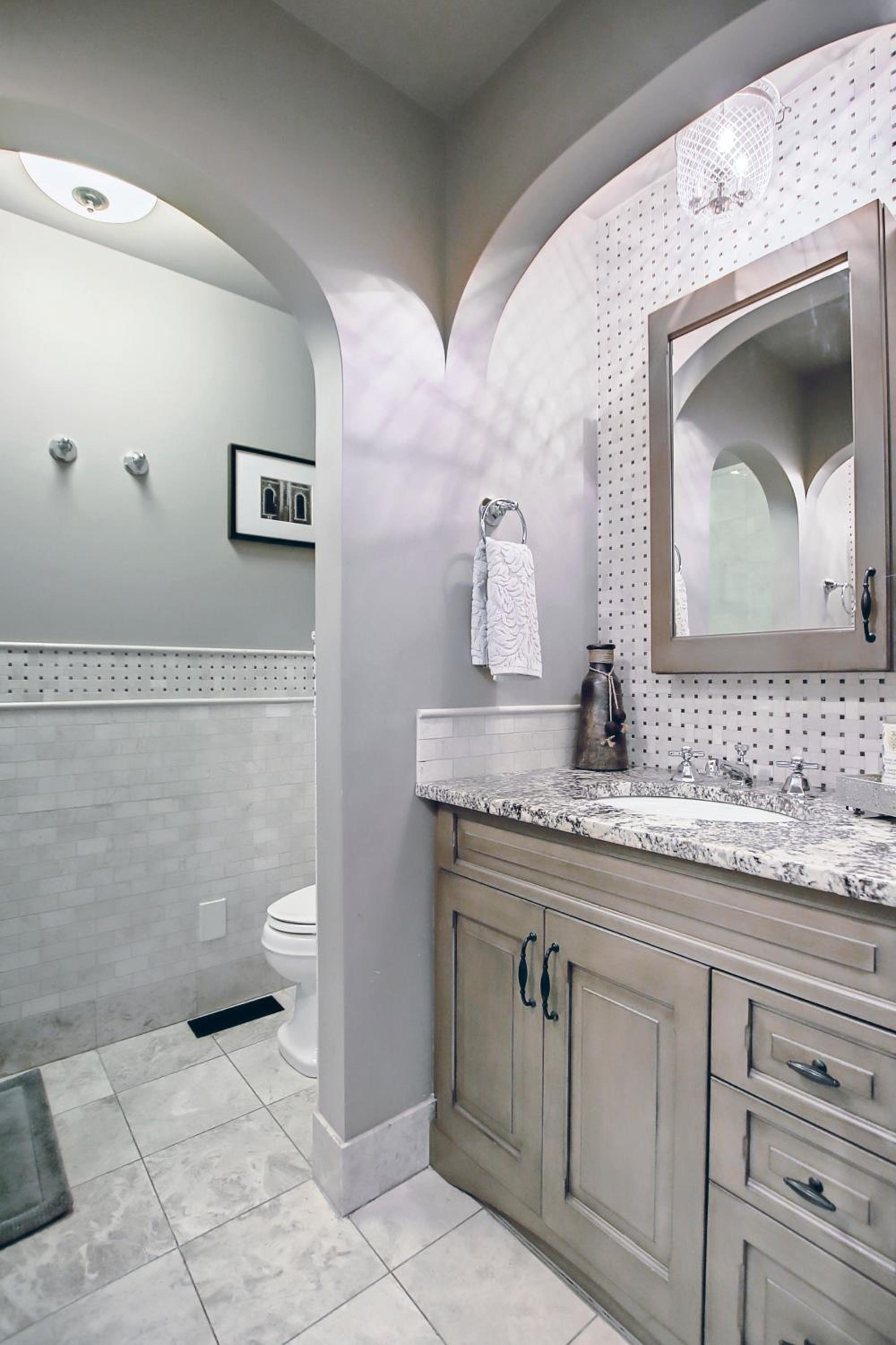 Stunning Historical Landmark in Elbow Park