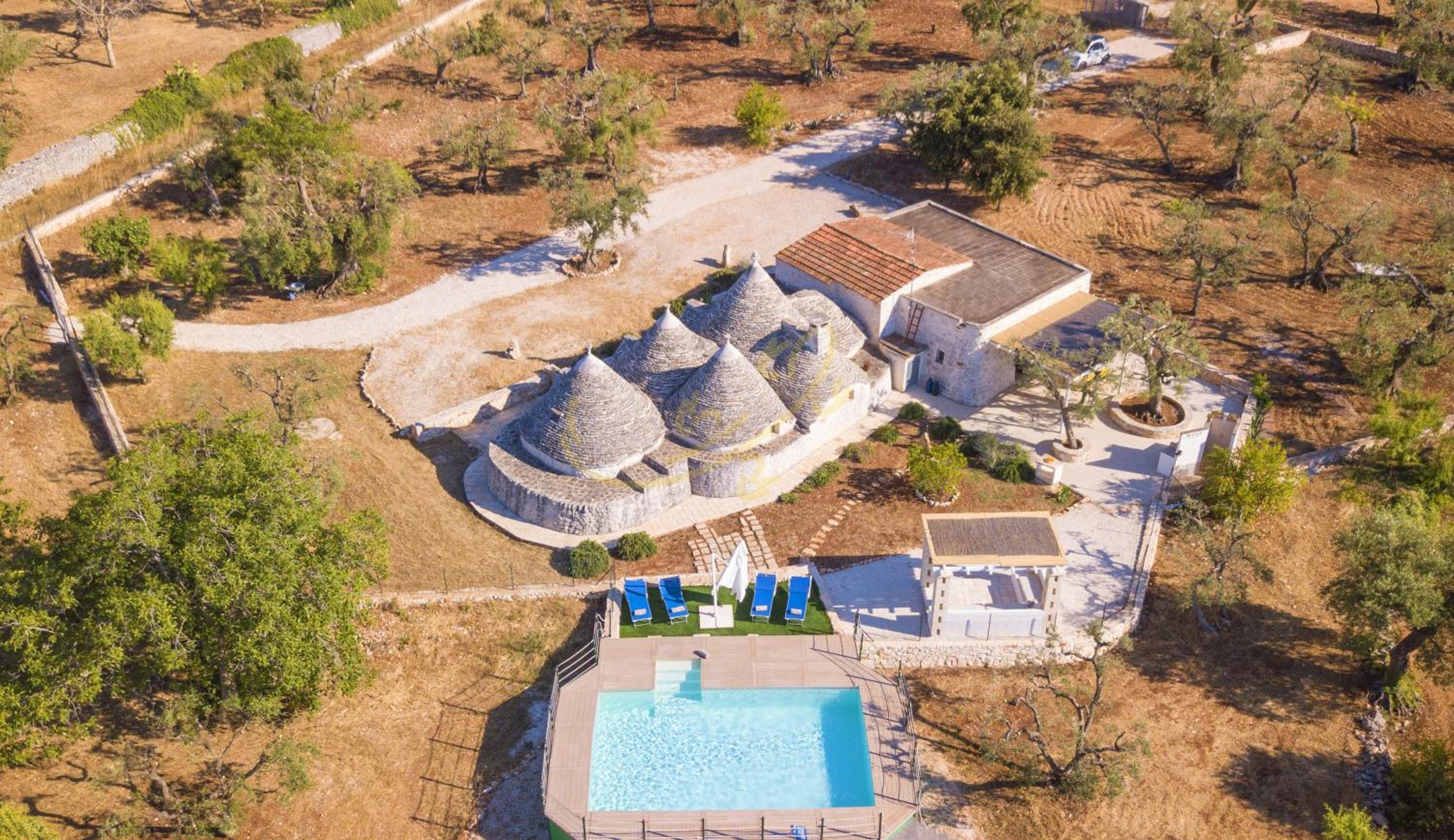 Trulli Albapetra casa de vacaciones con piscina Polignano a Mare