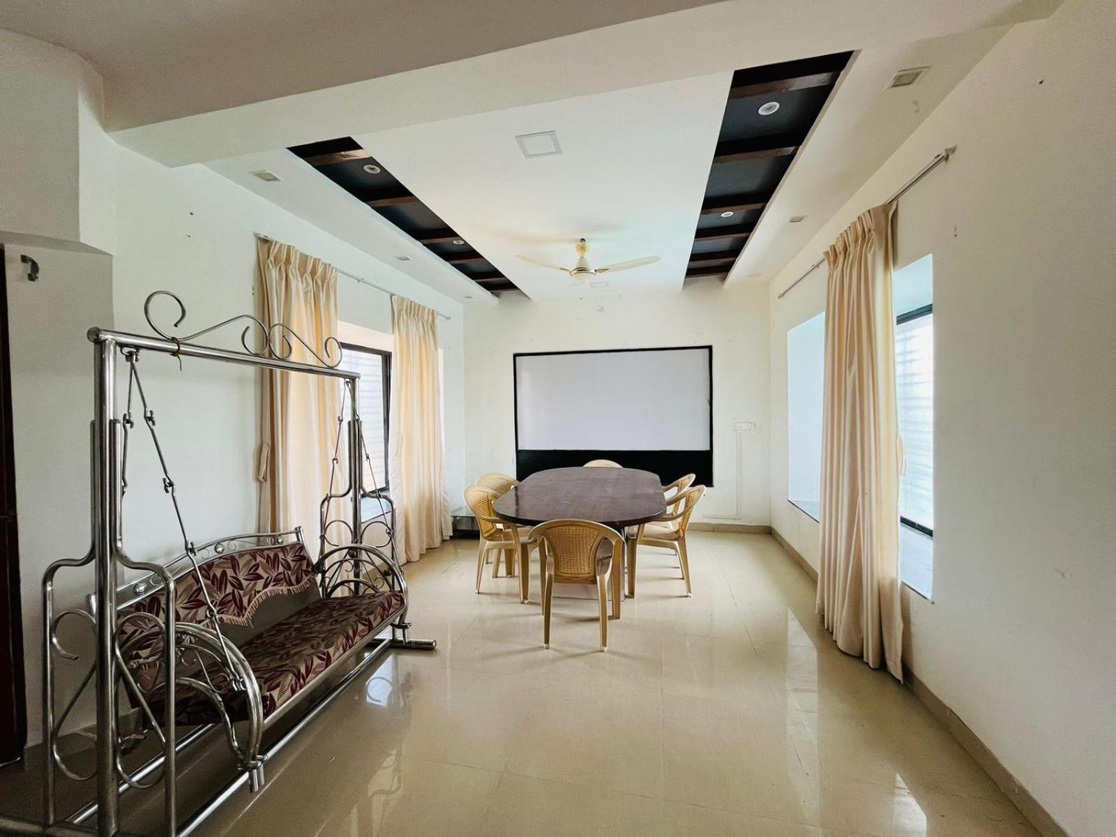 Luxe Veranda view 3