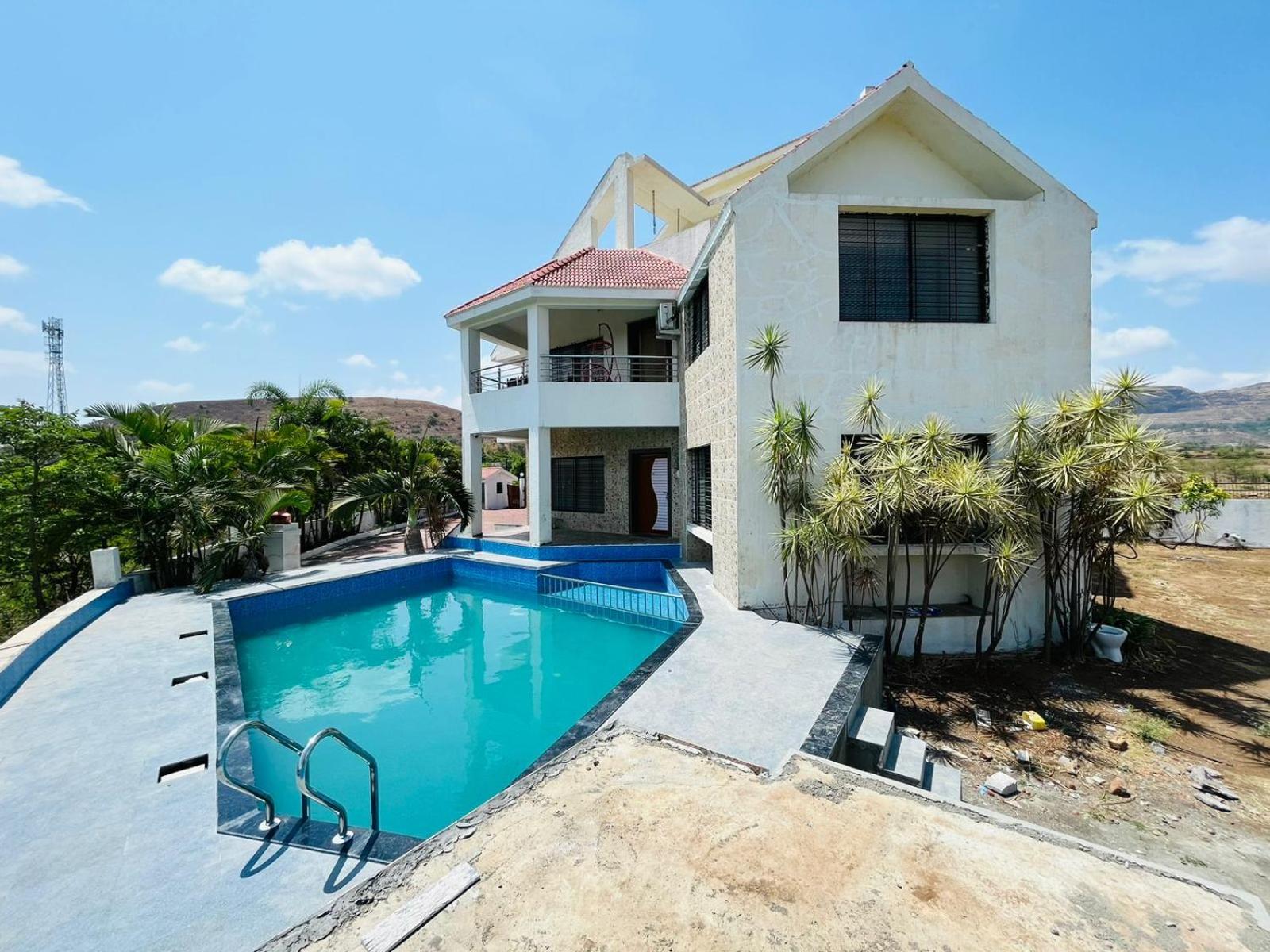 Luxe Veranda view 2
