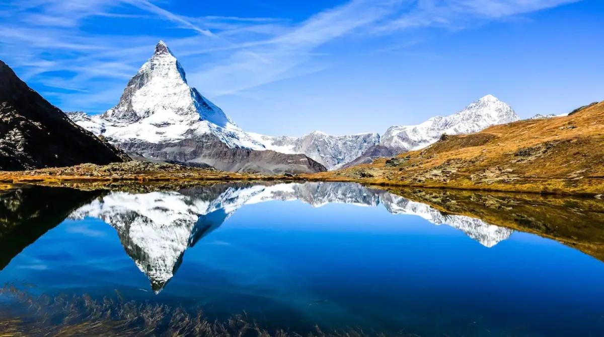 Pure Comfort! Entire Apartment with Abundant Space near Zermatt with parking!