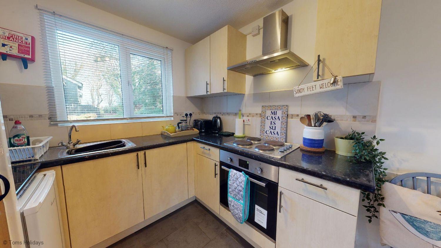 10 Strawberry Hill, Tolroy Manor view 2