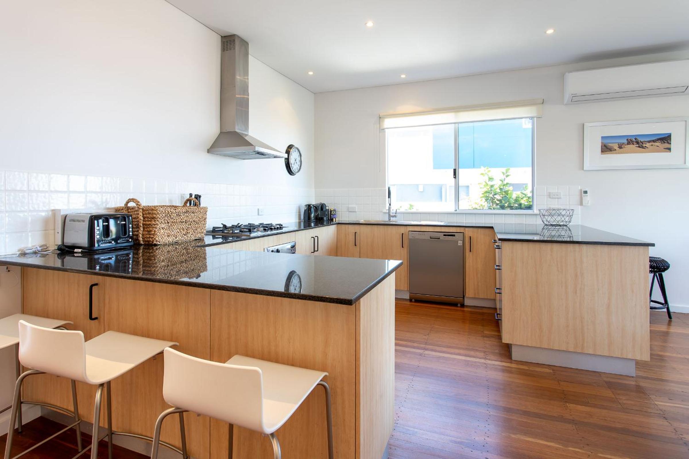 Nikabel Beach House I Private Properties